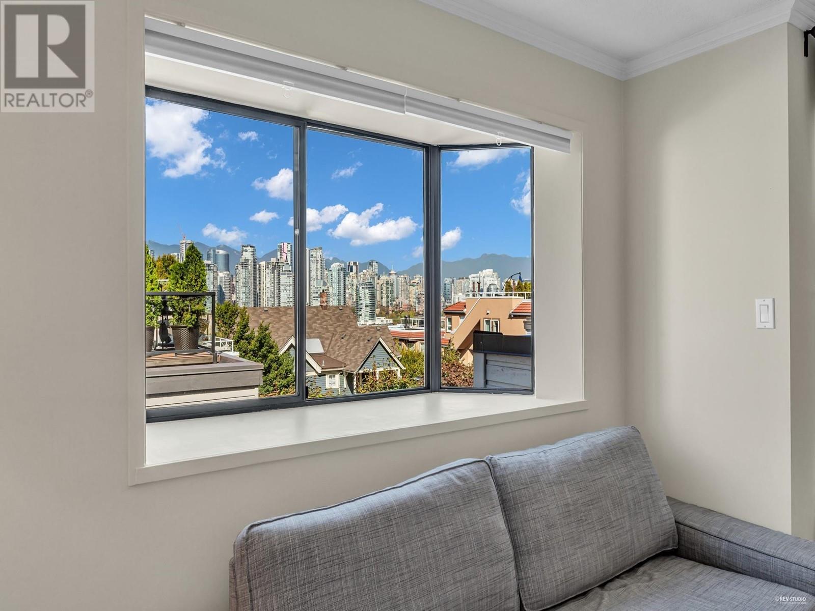 6 1263 W 8th Avenue, Vancouver, British Columbia  V6H 1C7 - Photo 2 - R2818026