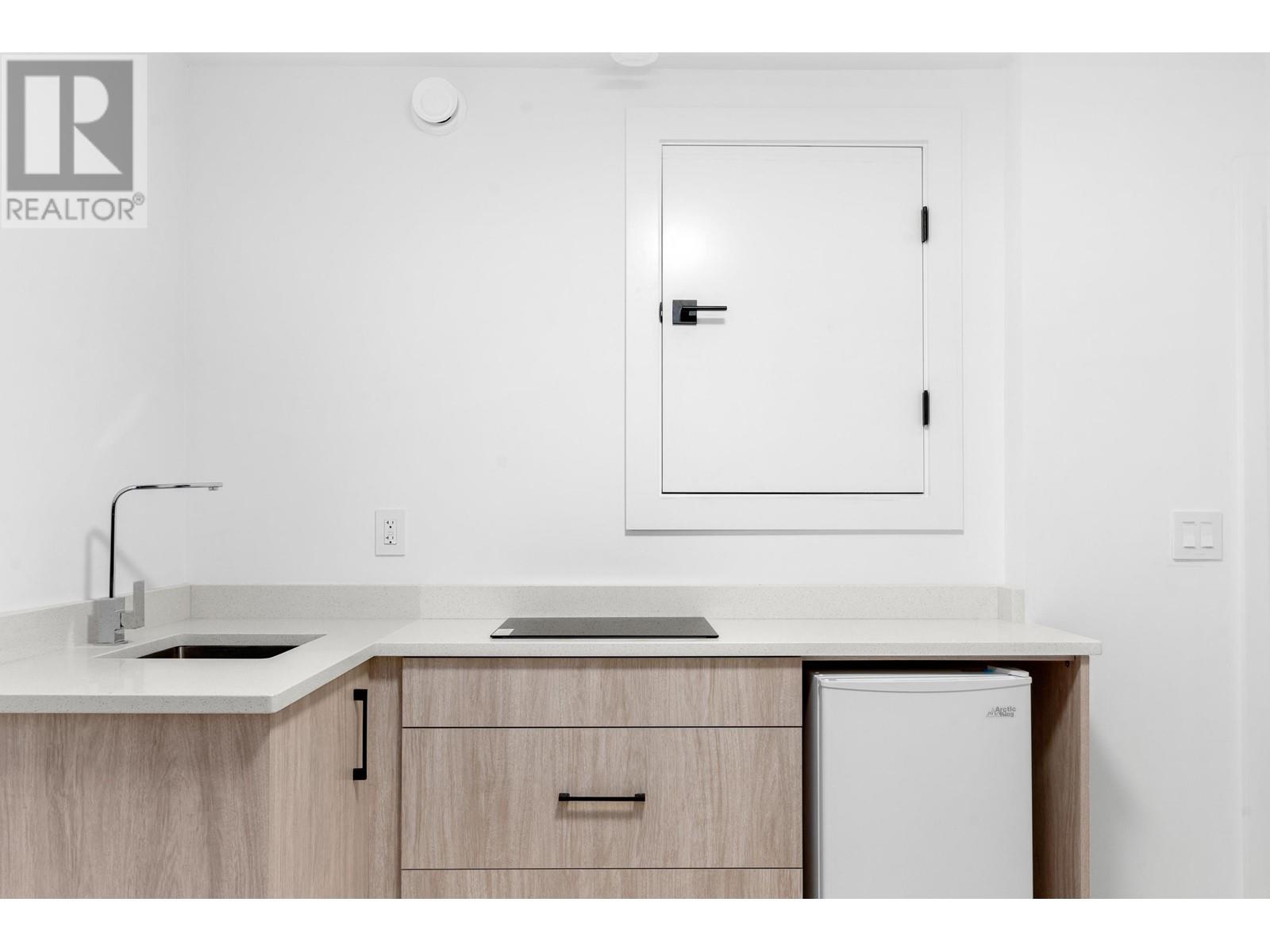 1087 E 58th Avenue, Vancouver, British Columbia  V5X 1W8 - Photo 25 - R2818132