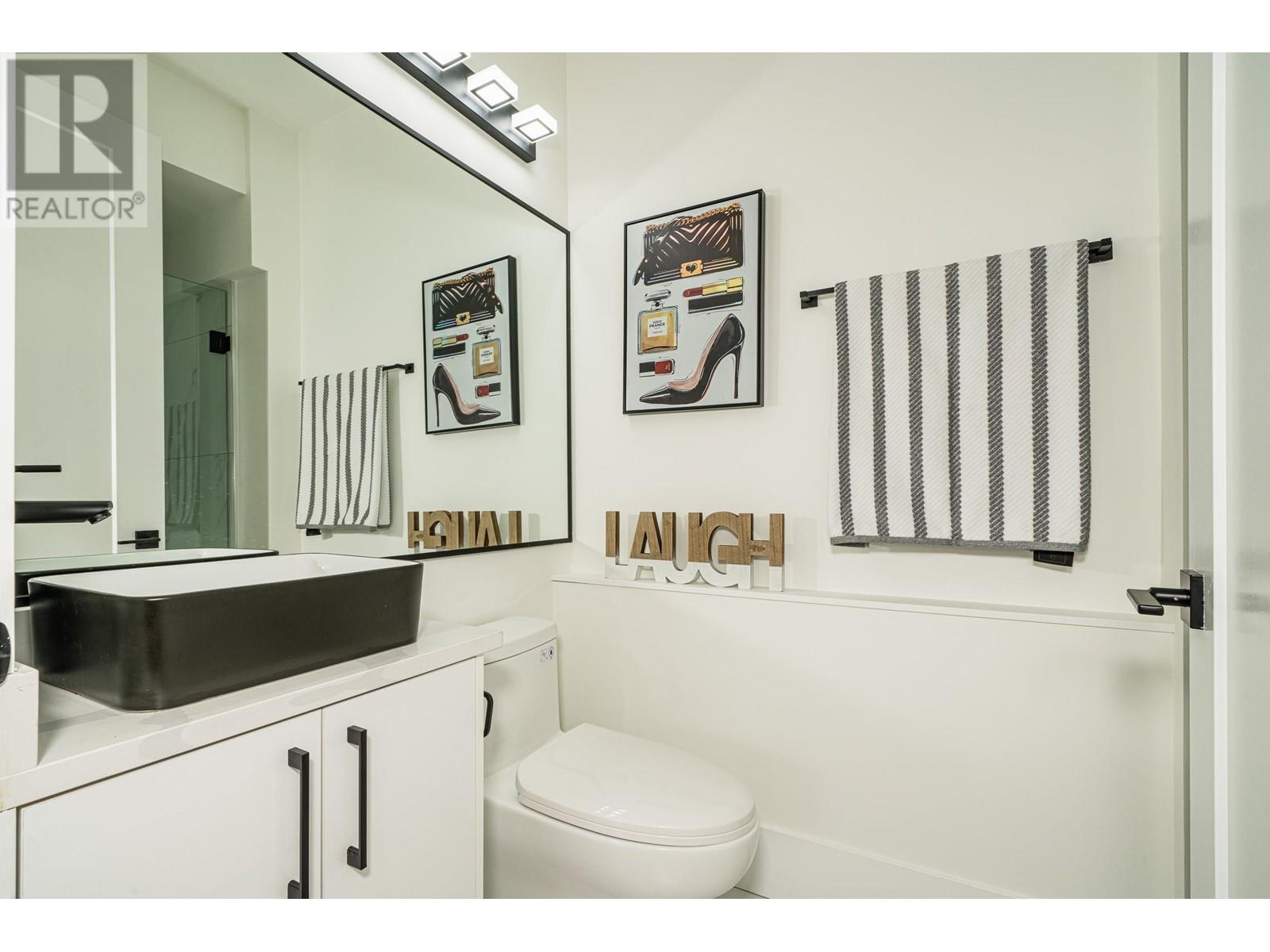 624 Slocan Street, Vancouver, British Columbia  V5K 3X7 - Photo 11 - R2818156