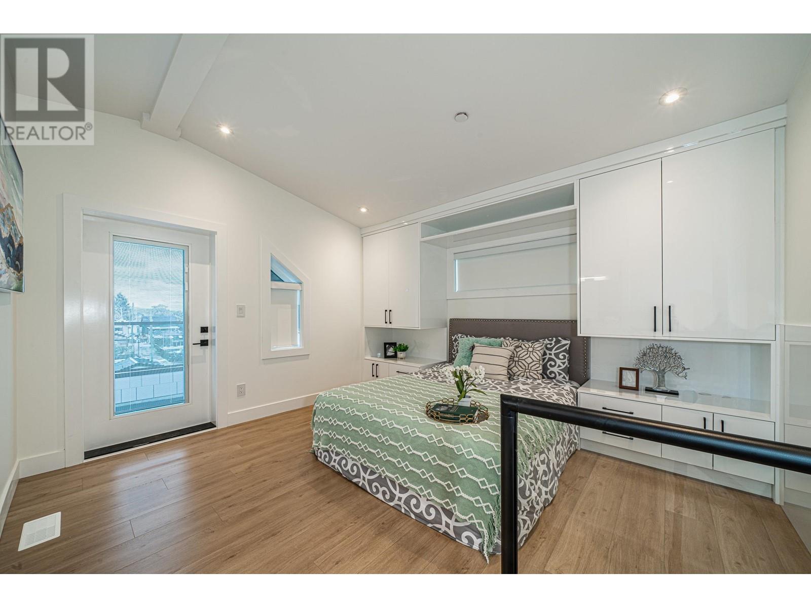 624 Slocan Street, Vancouver, British Columbia  V5K 3X7 - Photo 18 - R2818156
