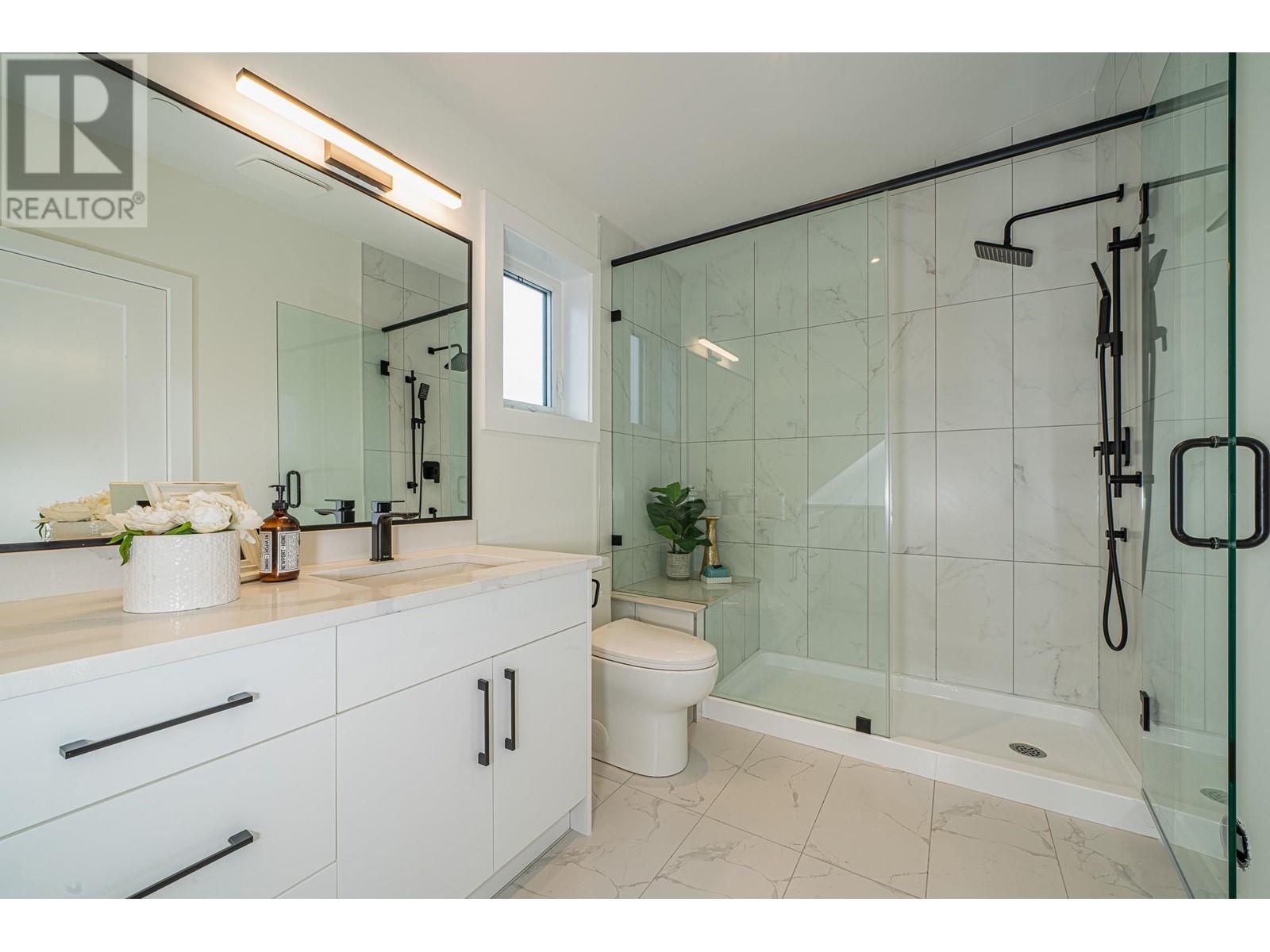 624 Slocan Street, Vancouver, British Columbia  V5K 3X7 - Photo 20 - R2818156