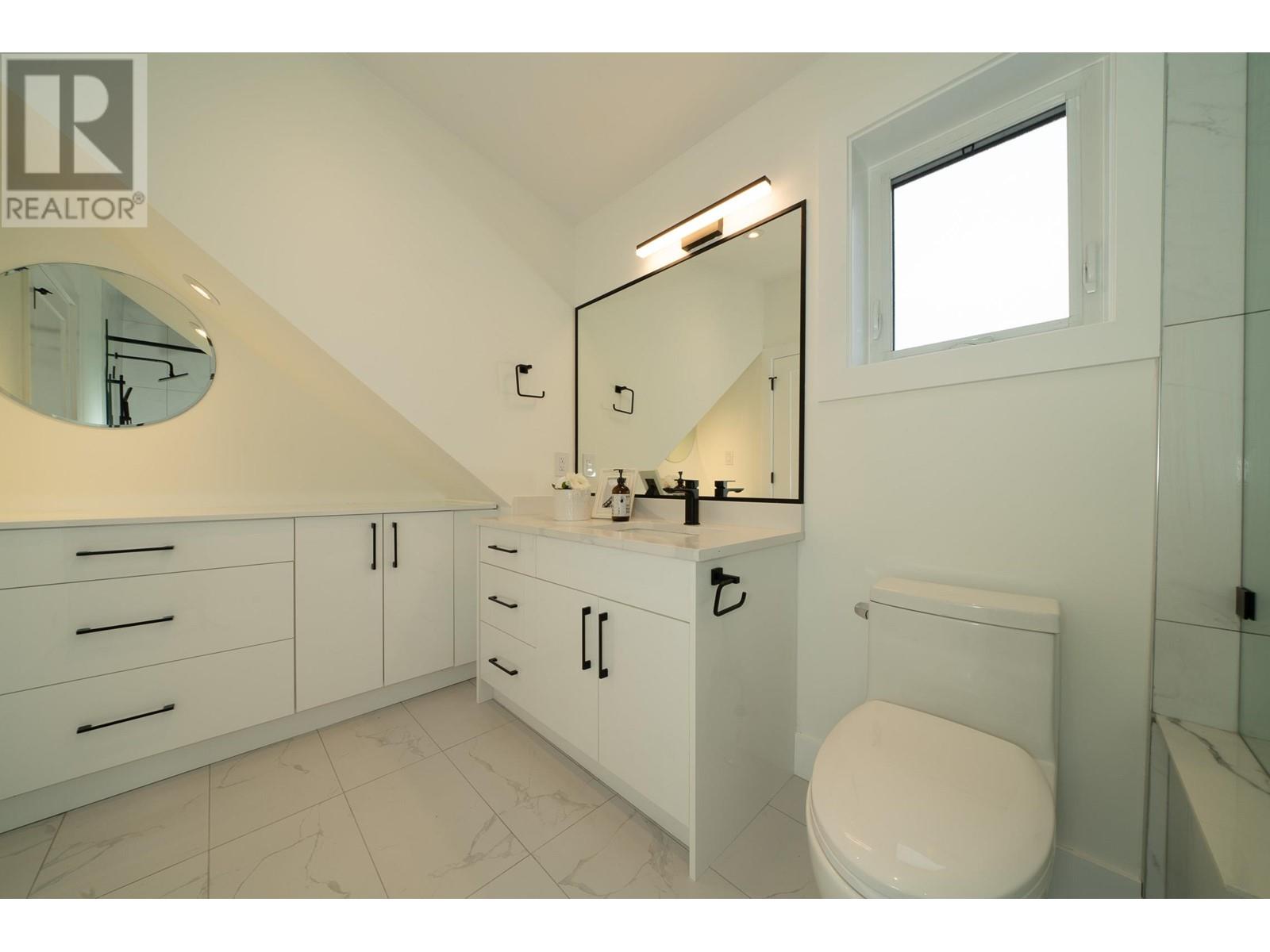 624 Slocan Street, Vancouver, British Columbia  V5K 3X7 - Photo 21 - R2818156