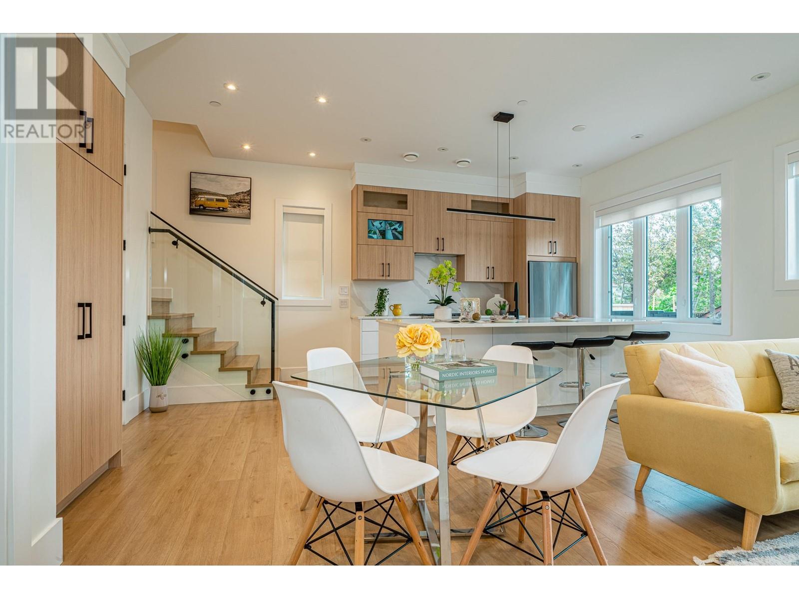 624 Slocan Street, Vancouver, British Columbia  V5K 3X7 - Photo 5 - R2818156
