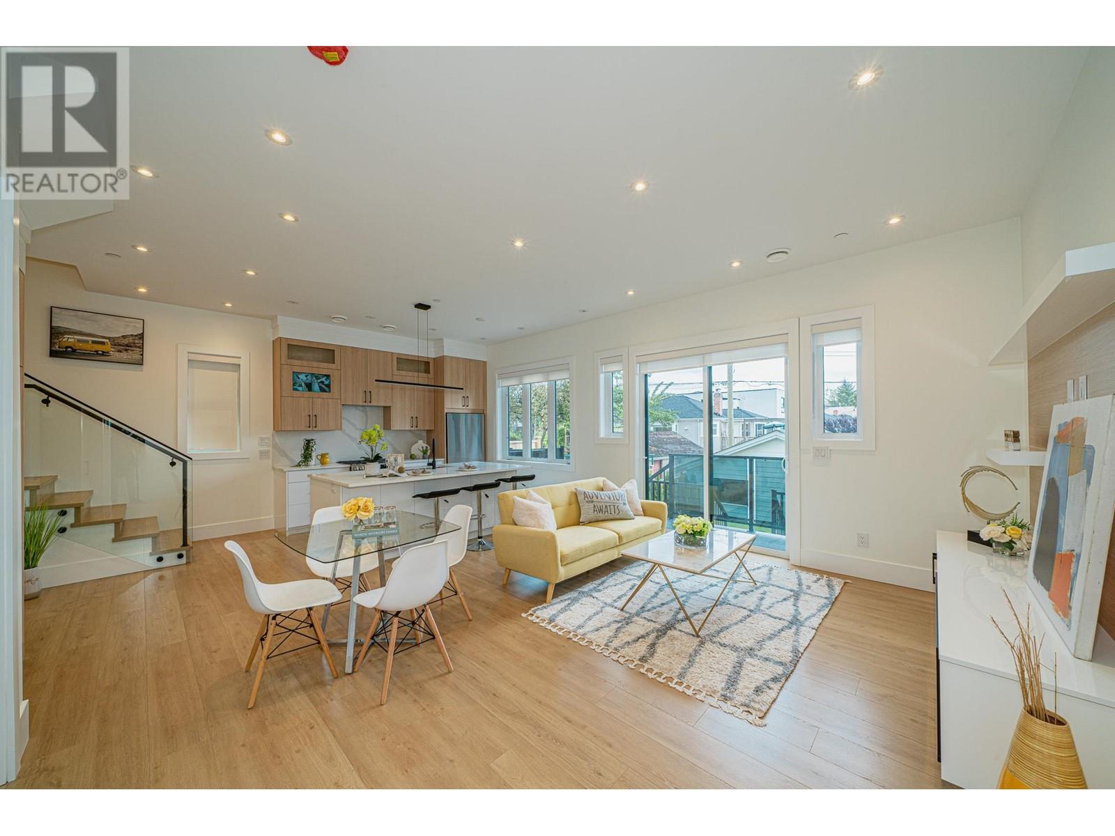 624 Slocan Street, Vancouver, British Columbia  V5K 3X7 - Photo 7 - R2818156