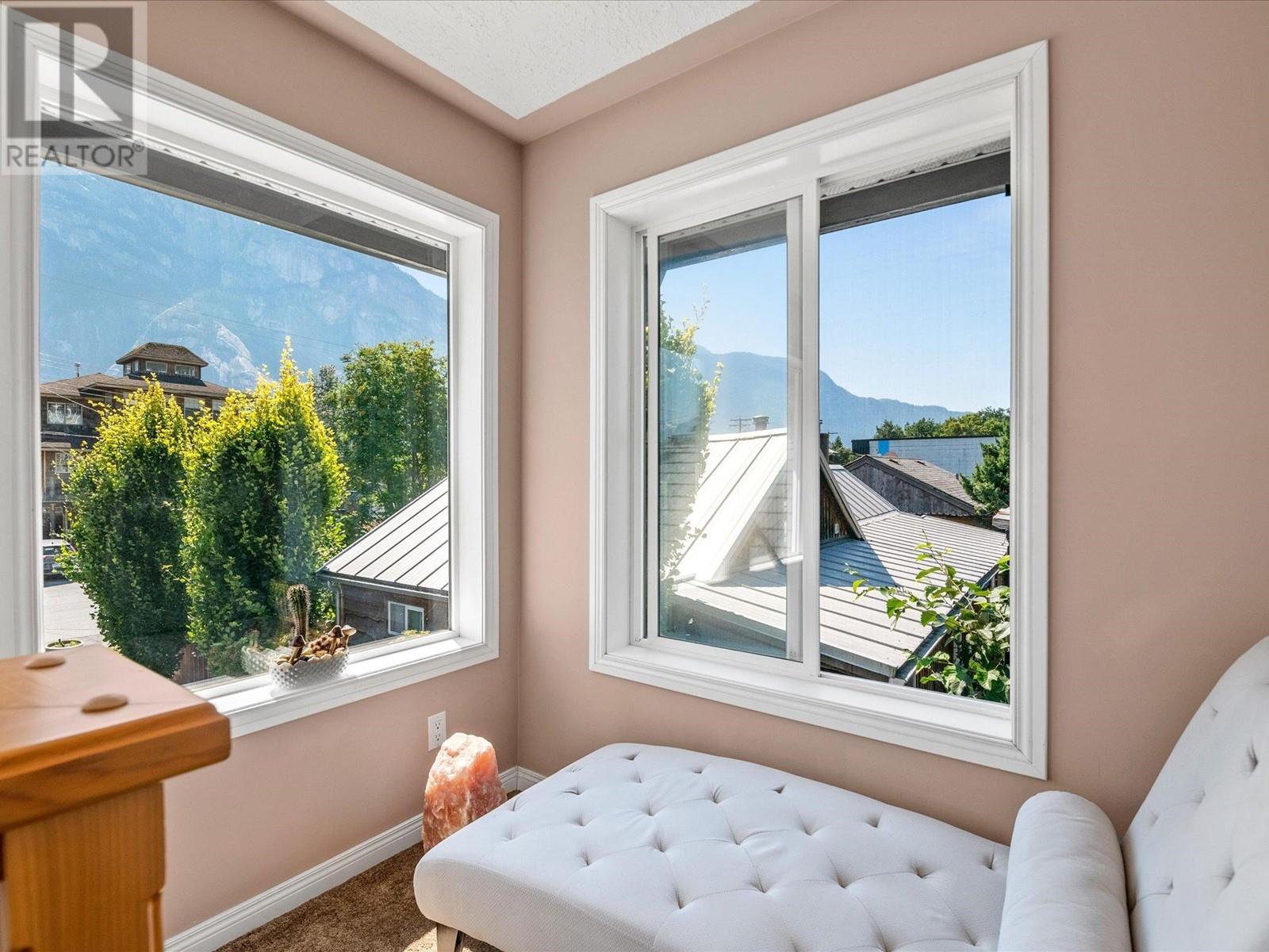37767 Second Avenue, Squamish, British Columbia  V0N 1G0 - Photo 18 - R2818148