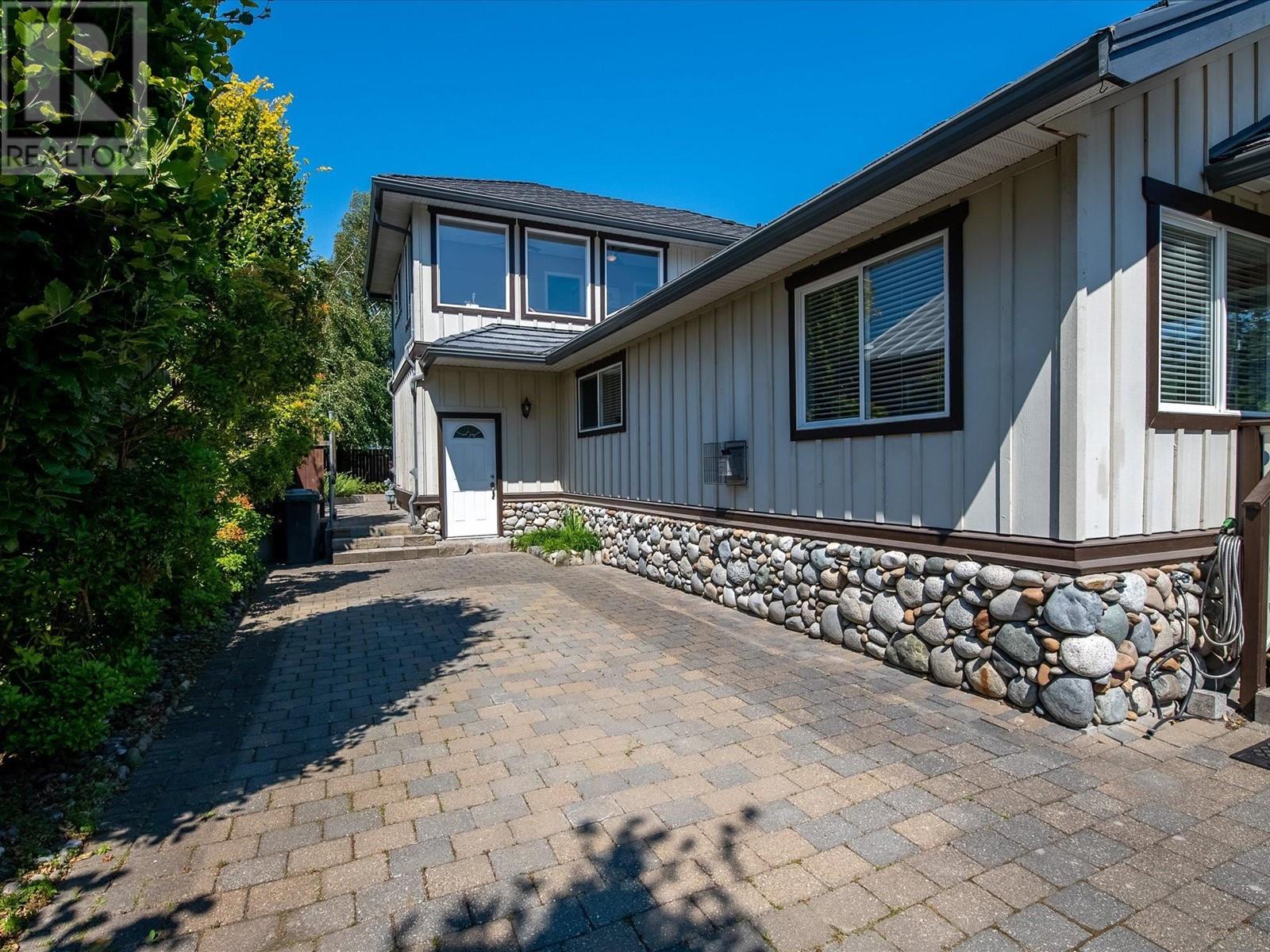 37767 Second Avenue, Squamish, British Columbia  V0N 1G0 - Photo 26 - R2818148