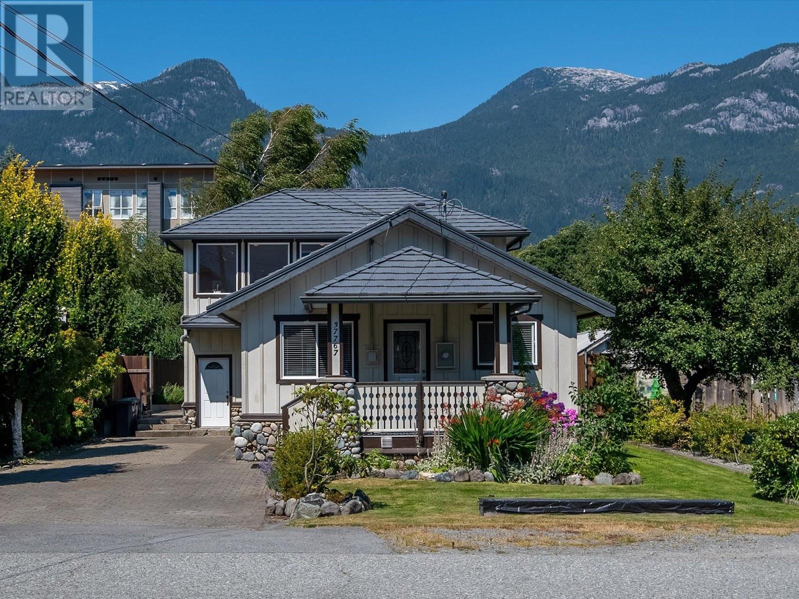 37767 Second Avenue, Squamish, British Columbia  V0N 1G0 - Photo 28 - R2818148