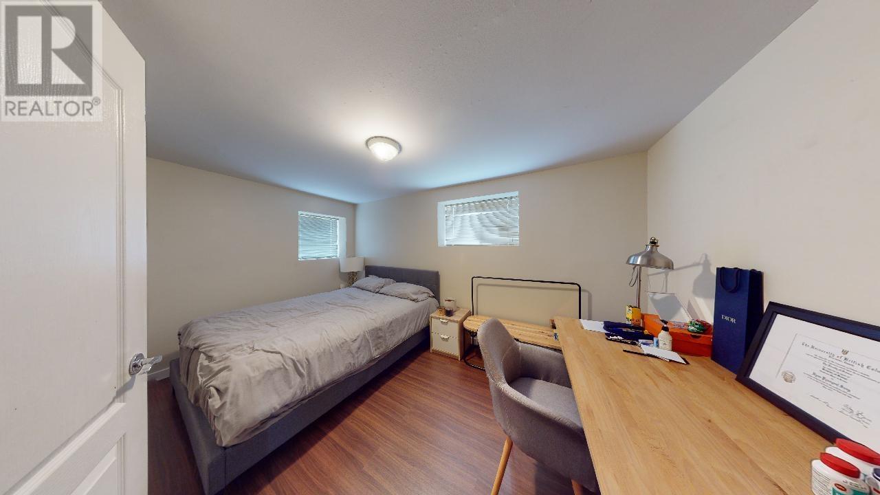 7474 Cariboo Road, Burnaby, British Columbia  V3N 4A7 - Photo 13 - R2818175