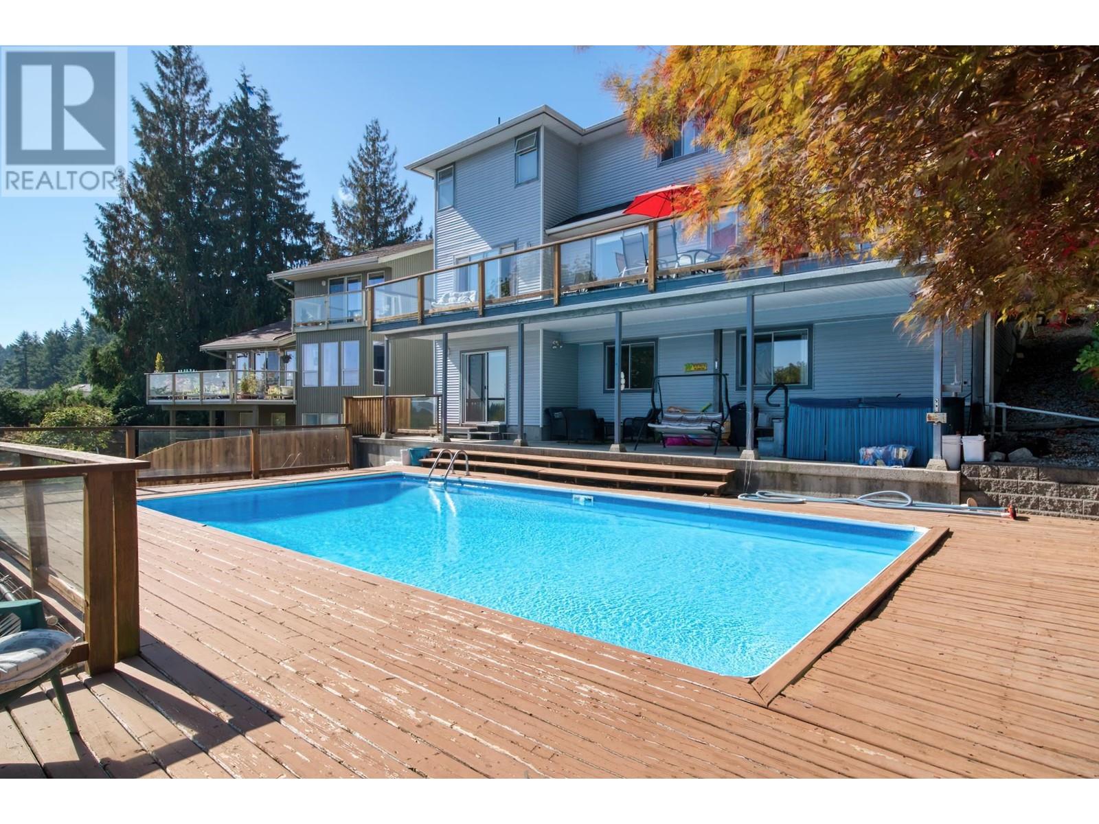 482 ABBS ROAD, gibsons, British Columbia