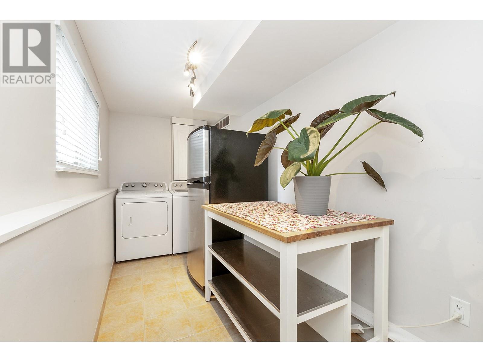 1638 Western Drive, Port Coquitlam, British Columbia  V3C 2X3 - Photo 22 - R2817831