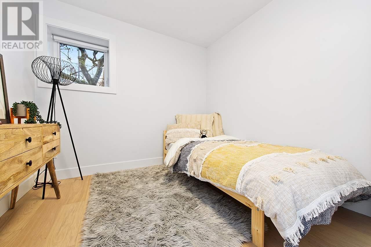 1036 E 14th Avenue, Vancouver, British Columbia  V5T 2N9 - Photo 9 - R2818188