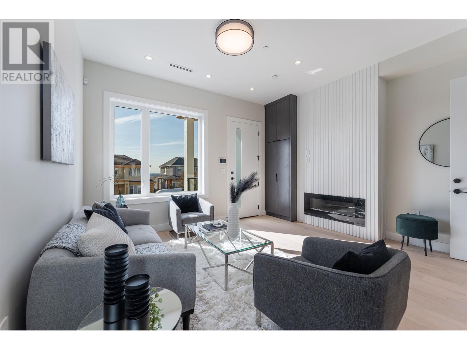 1980 Nassau Drive, Vancouver, British Columbia  V5P 2B6 - Photo 5 - R2818243