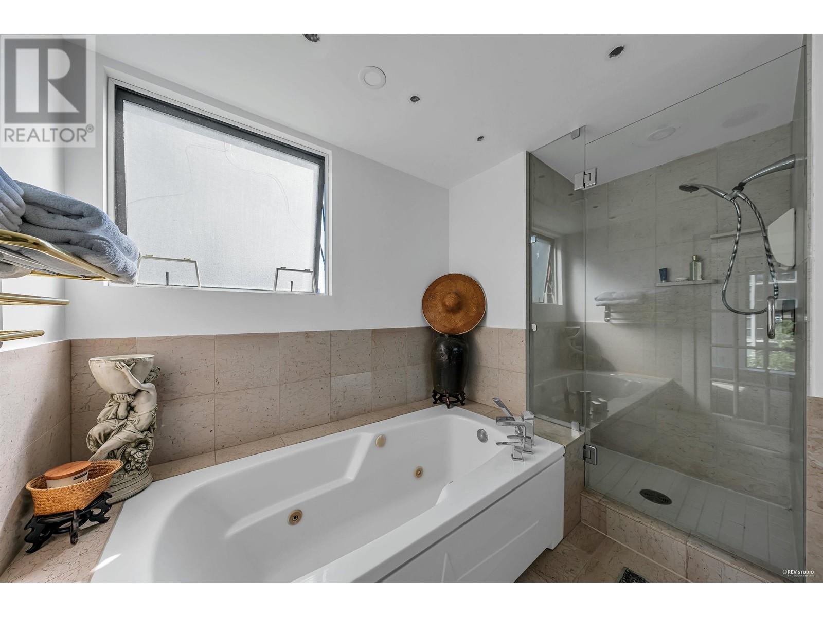 901 1888 Alberni Street, Vancouver, British Columbia  V6G 1B3 - Photo 17 - R2818245