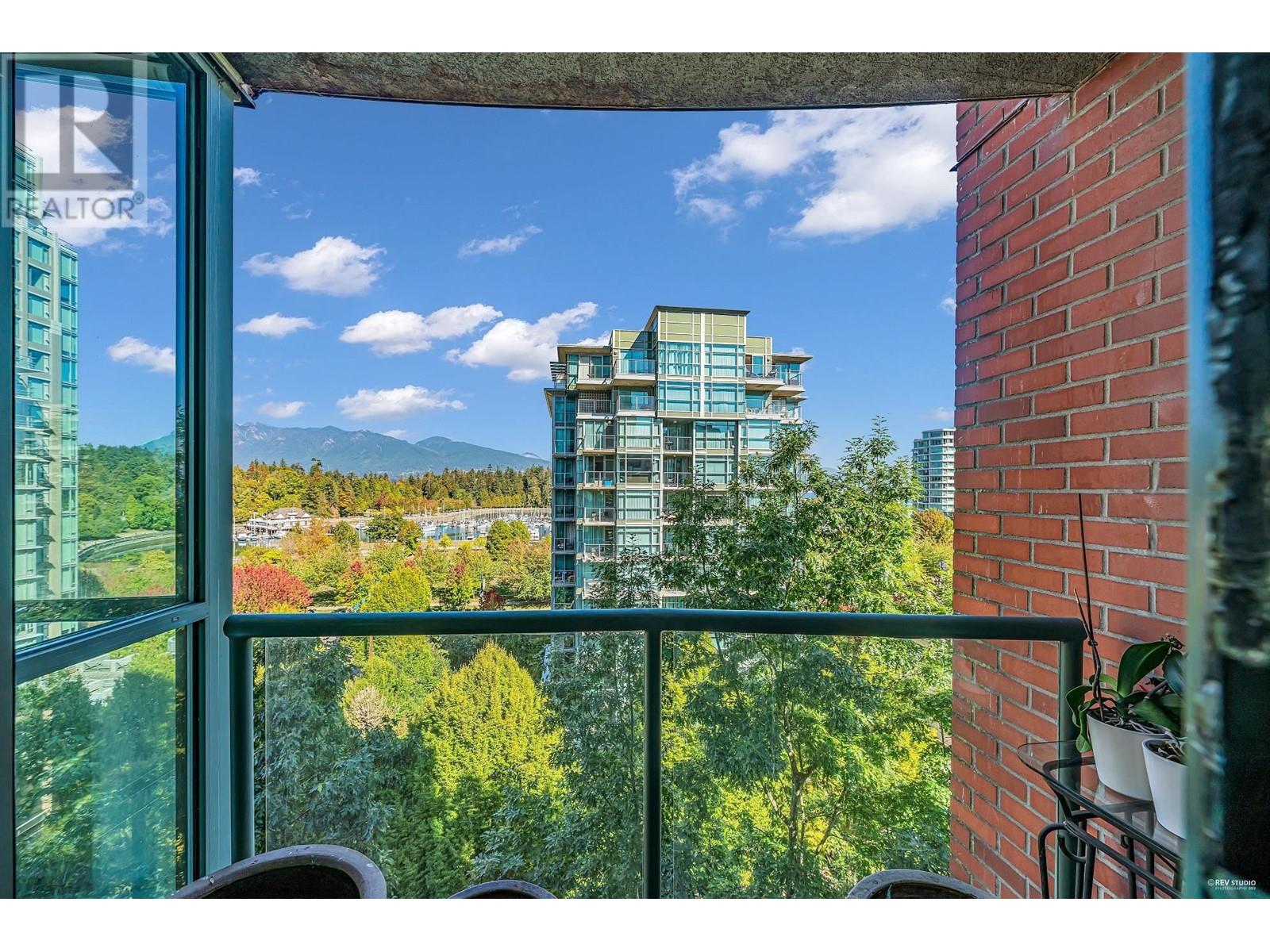 901 1888 Alberni Street, Vancouver, British Columbia  V6G 1B3 - Photo 23 - R2818245