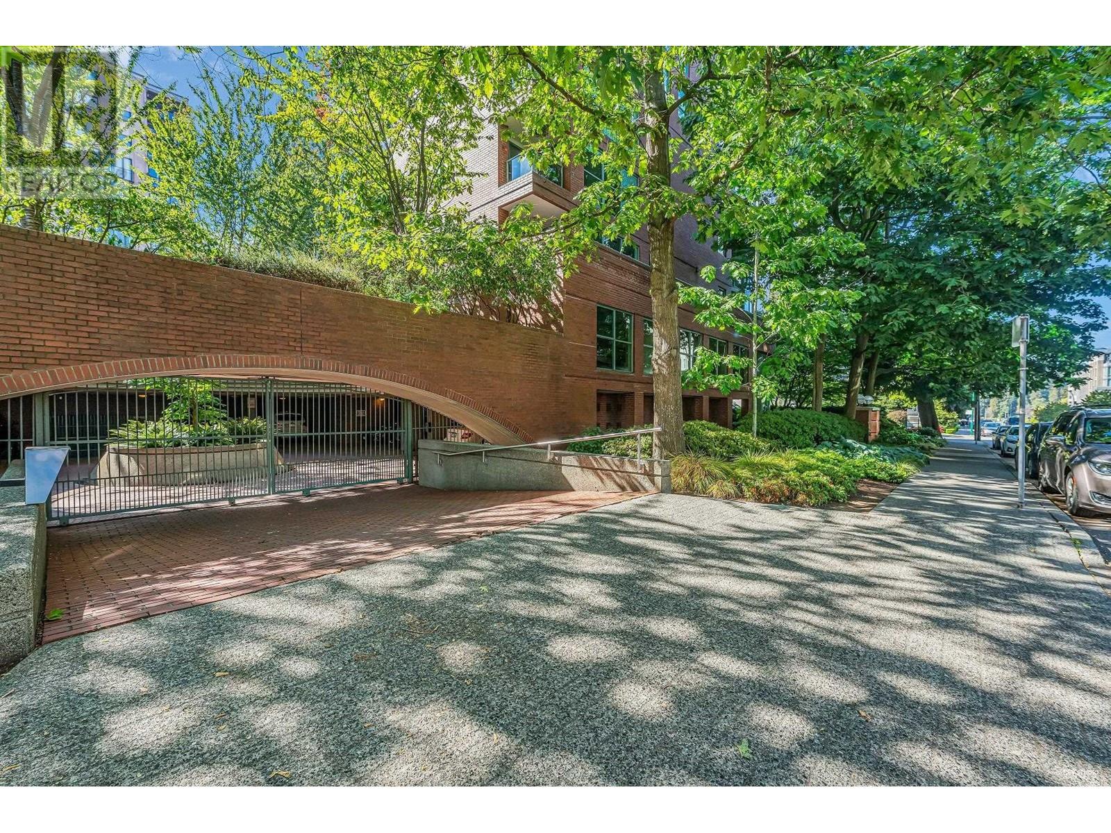 901 1888 Alberni Street, Vancouver, British Columbia  V6G 1B3 - Photo 35 - R2818245