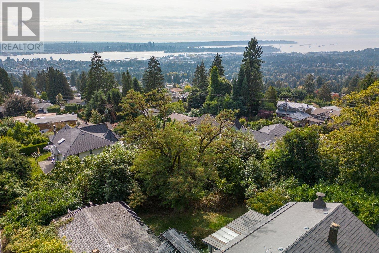 233 Wooddale Road, North Vancouver, British Columbia  V7N 1S6 - Photo 17 - R2818194