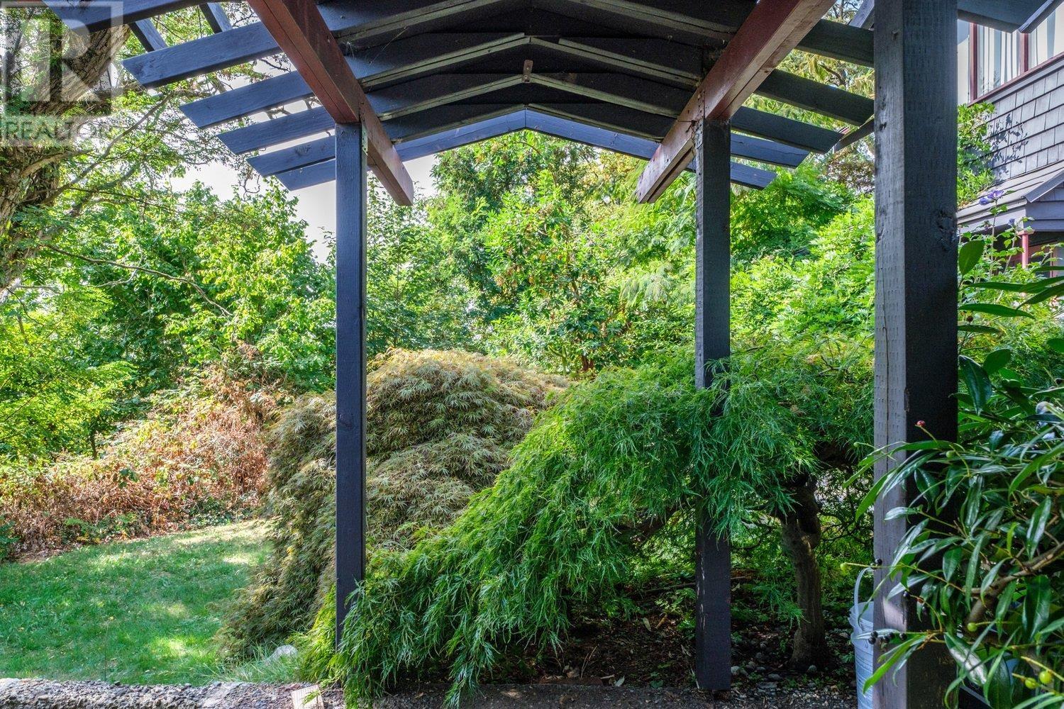 233 Wooddale Road, North Vancouver, British Columbia  V7N 1S6 - Photo 21 - R2818194