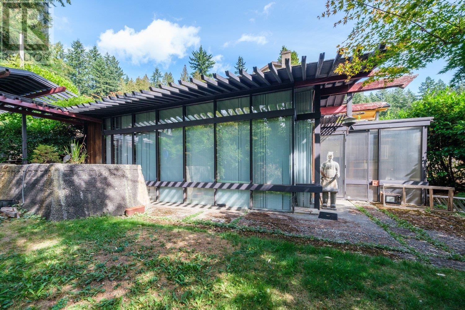 233 Wooddale Road, North Vancouver, British Columbia  V7N 1S6 - Photo 35 - R2818194