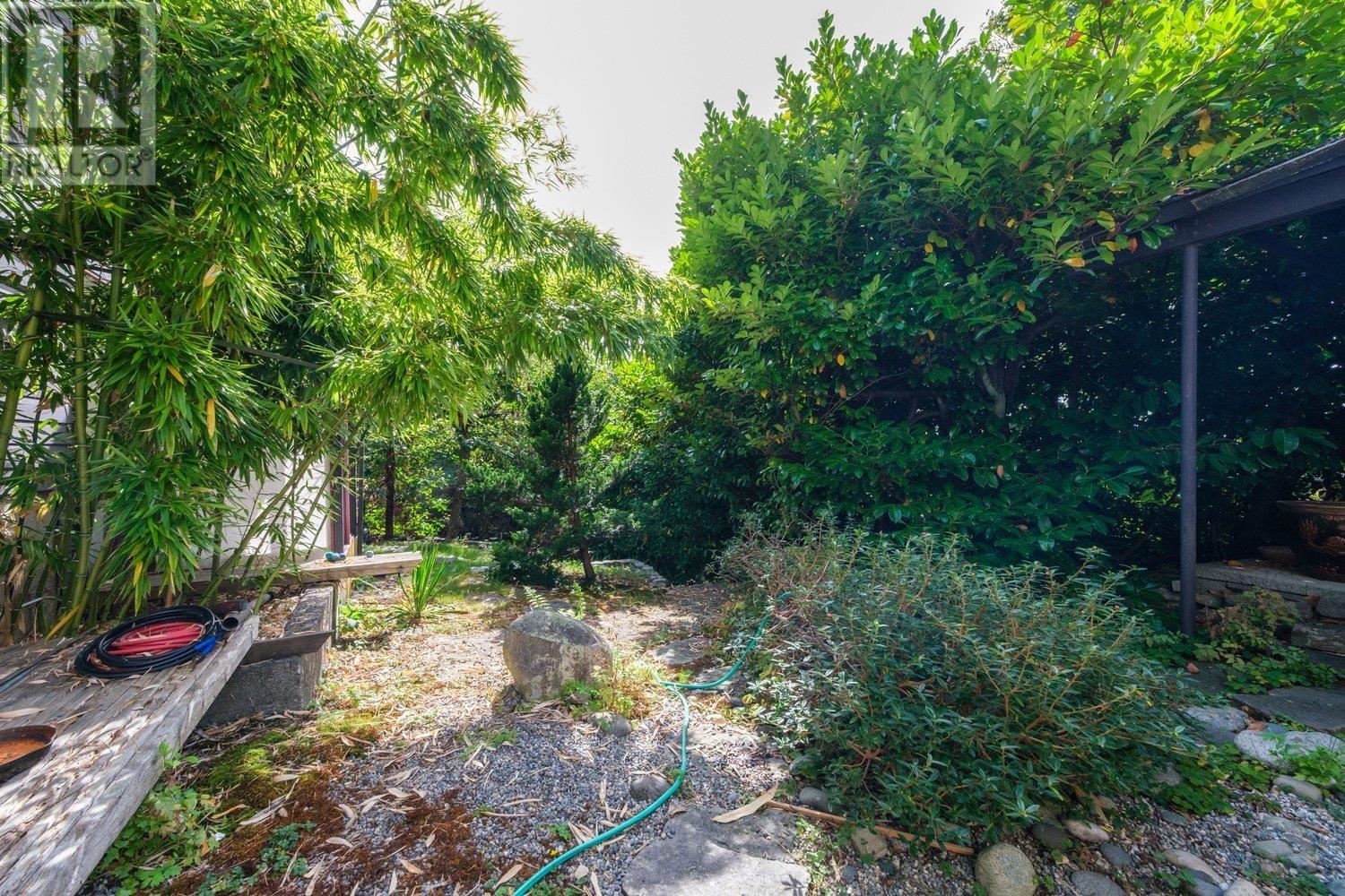 233 Wooddale Road, North Vancouver, British Columbia  V7N 1S6 - Photo 39 - R2818194