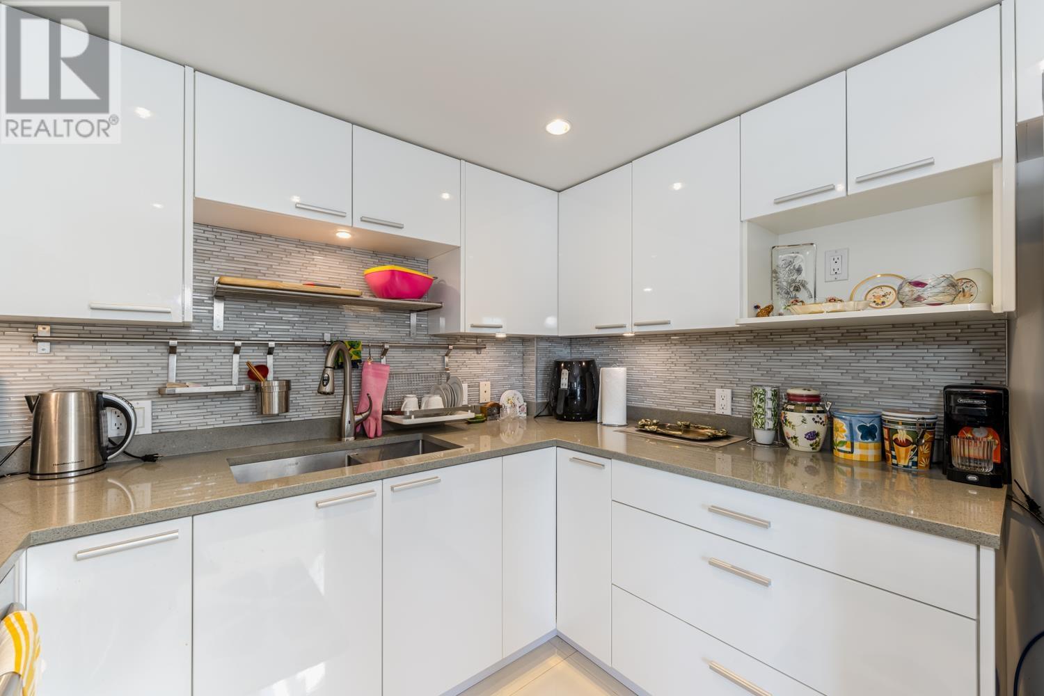 1506 6191 Buswell Street, Richmond, British Columbia  V6Y 4C4 - Photo 10 - R2817572