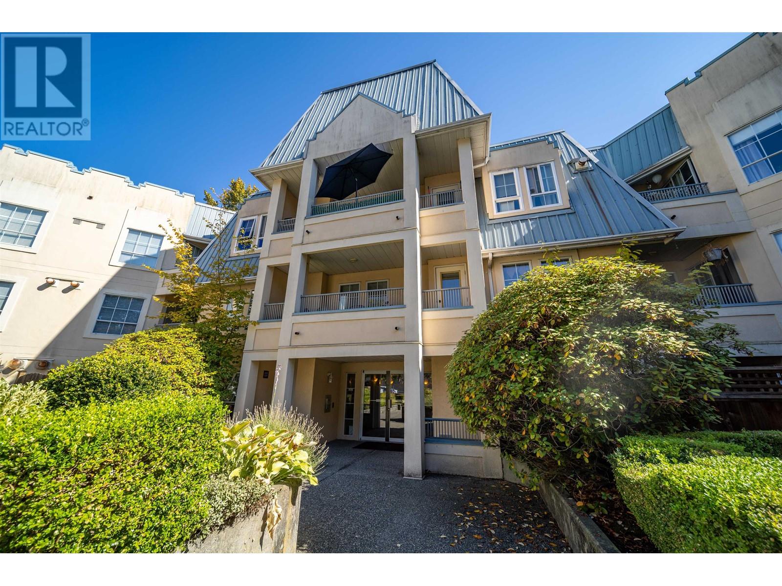 208 295 Schoolhouse Street, Coquitlam, British Columbia  V3K 6X5 - Photo 3 - R2818192