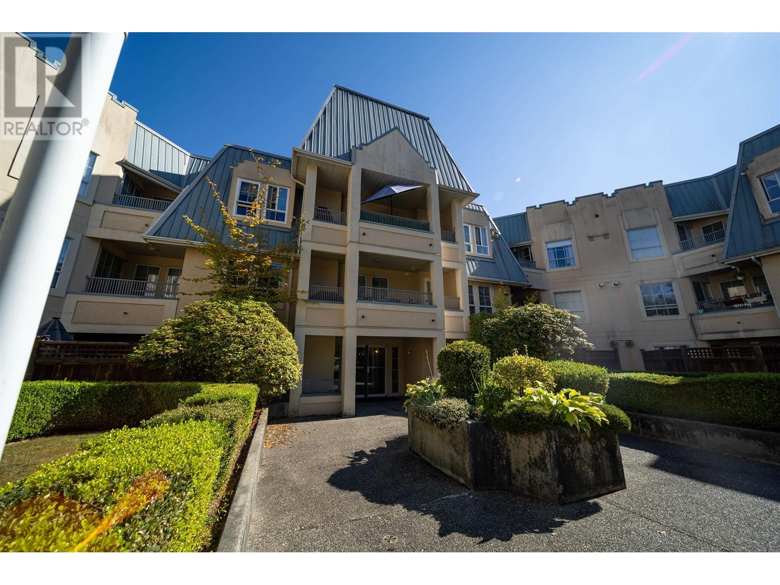208 295 Schoolhouse Street, Coquitlam, British Columbia  V3K 6X5 - Photo 1 - R2818192