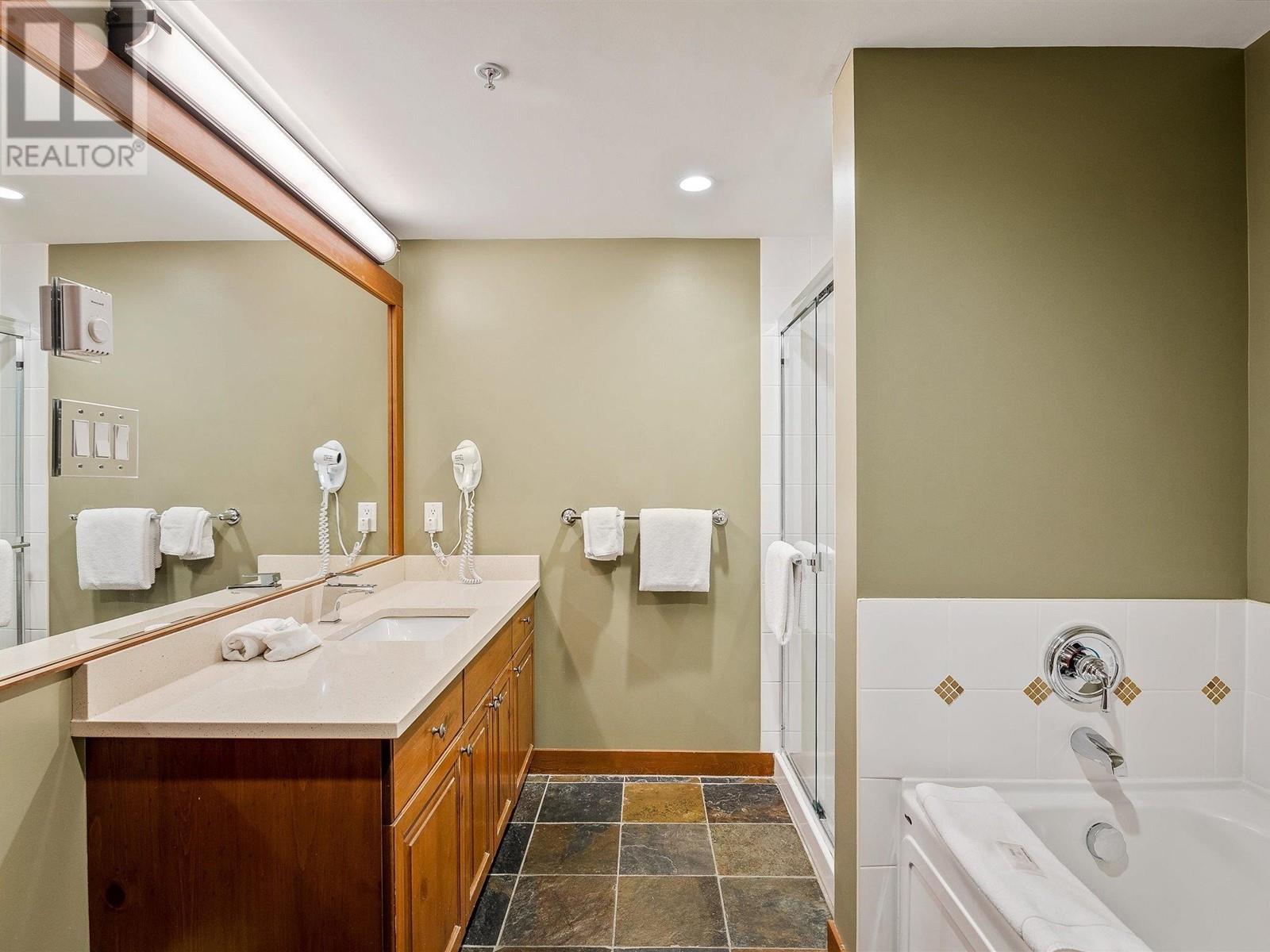 403-G3 4653 Blackcomb Way, Whistler, British Columbia  V8E 0Y9 - Photo 15 - R2818277