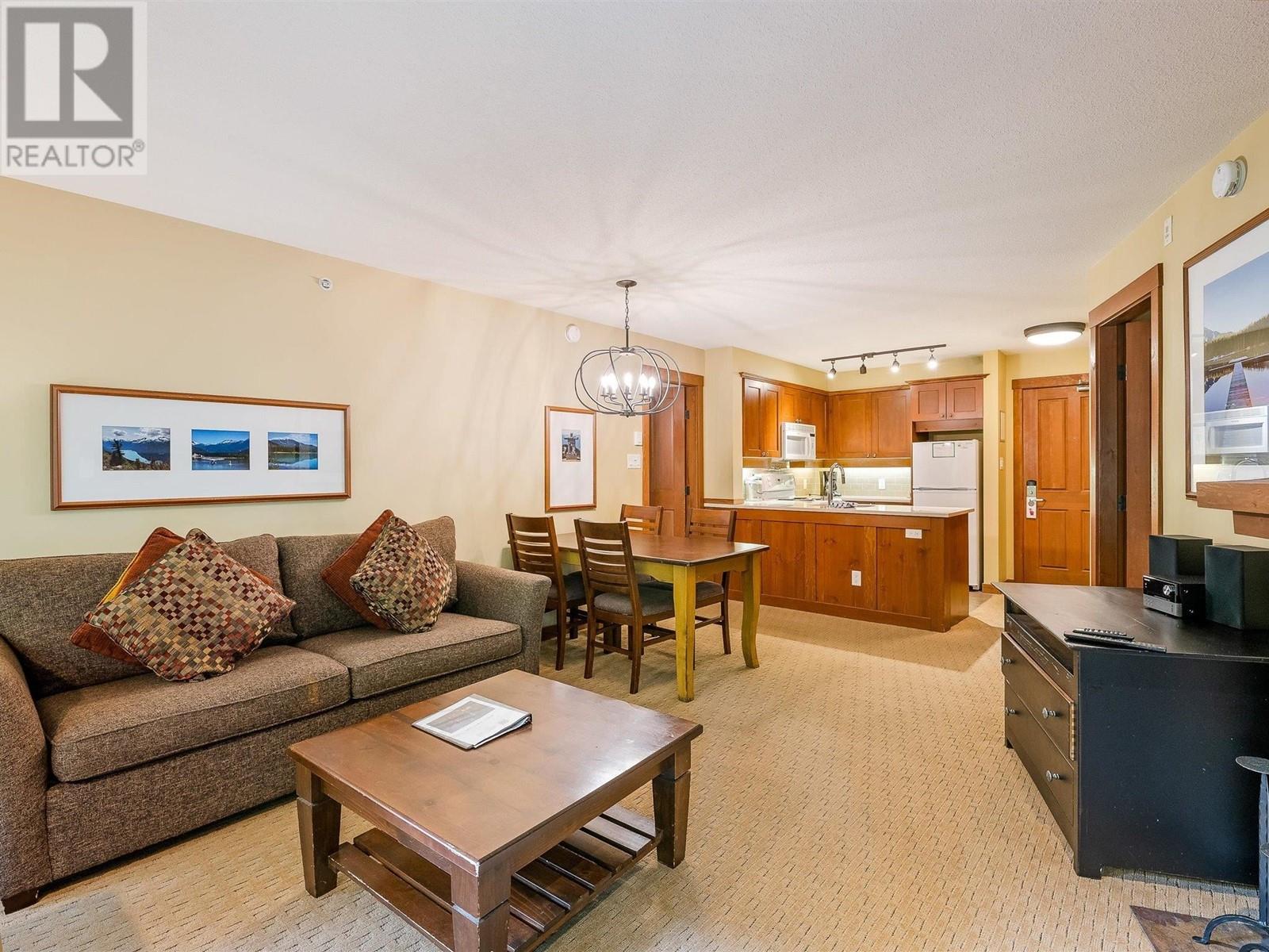 403-G3 4653 Blackcomb Way, Whistler, British Columbia  V8E 0Y9 - Photo 8 - R2818277