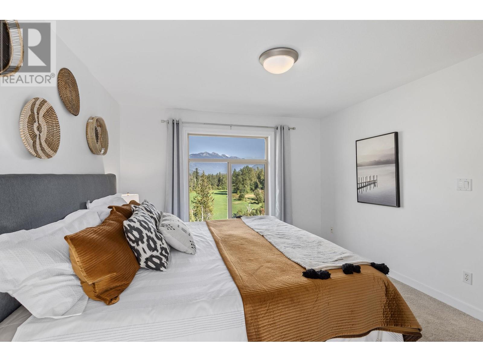 1731 Pinewood Drive, Pemberton, British Columbia  V0N 2L3 - Photo 13 - R2818260