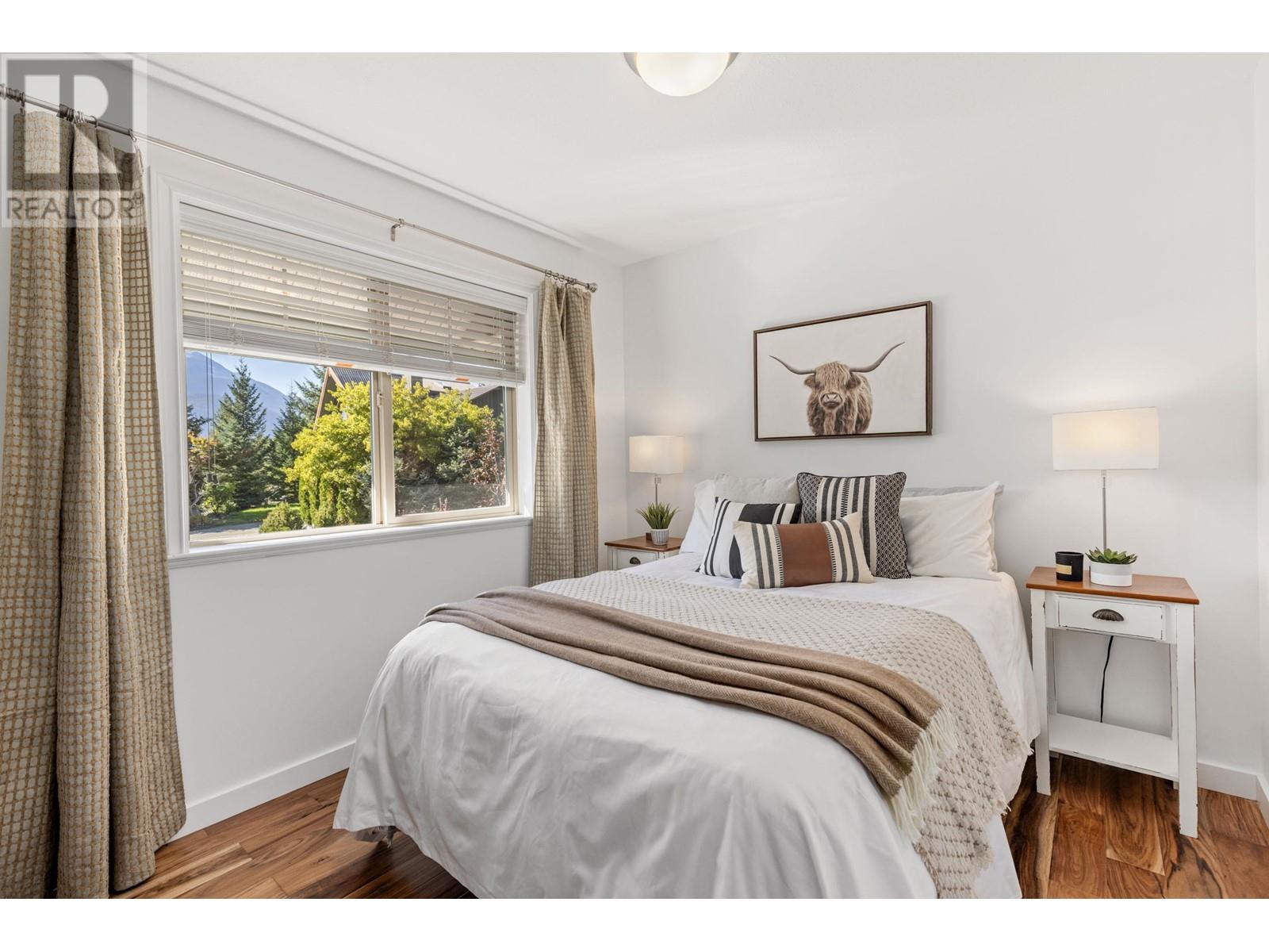 1731 Pinewood Drive, Pemberton, British Columbia  V0N 2L3 - Photo 21 - R2818260