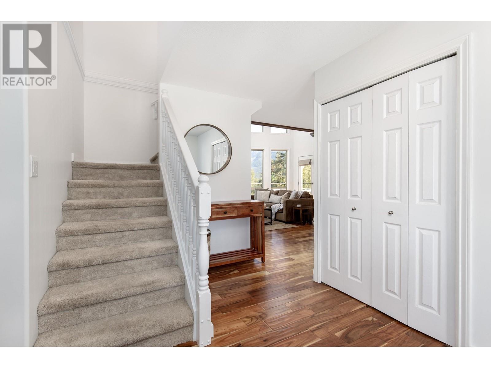 1731 Pinewood Drive, Pemberton, British Columbia  V0N 2L3 - Photo 24 - R2818260