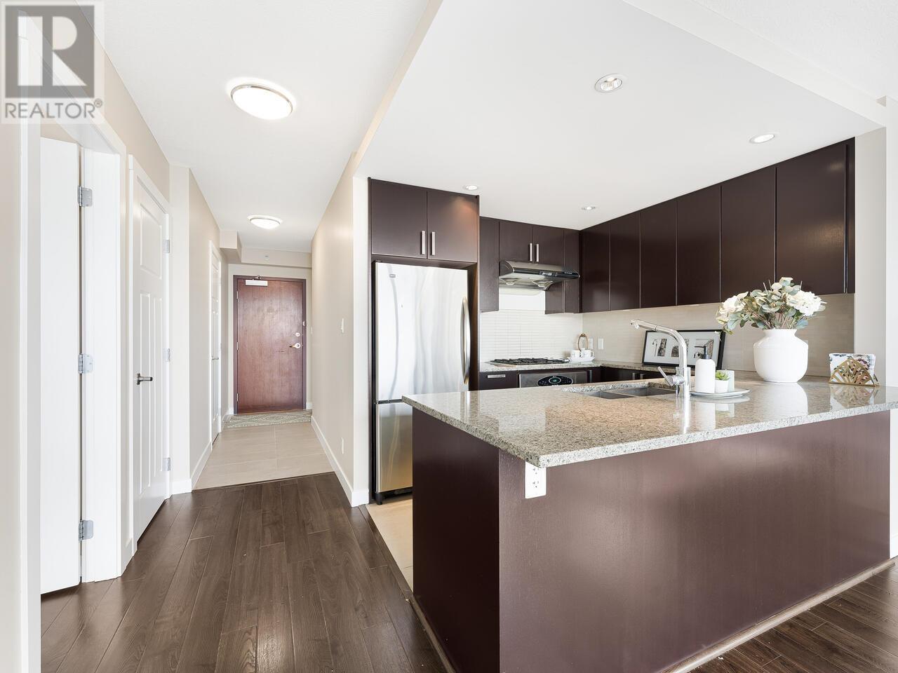 1905 2978 Glen Drive, Coquitlam, British Columbia  V3B 0C3 - Photo 9 - R2818251