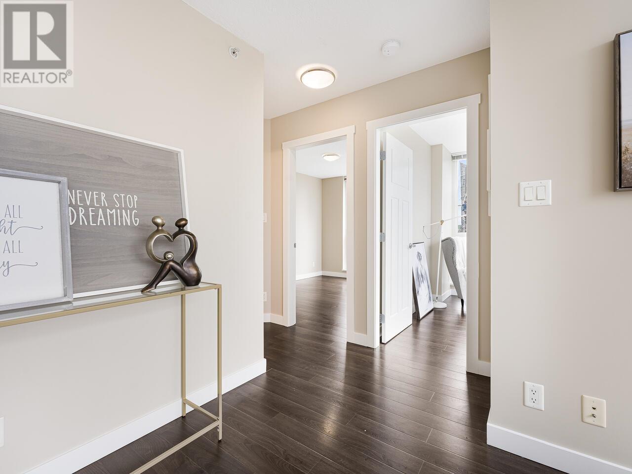 1905 2978 Glen Drive, Coquitlam, British Columbia  V3B 0C3 - Photo 11 - R2818251