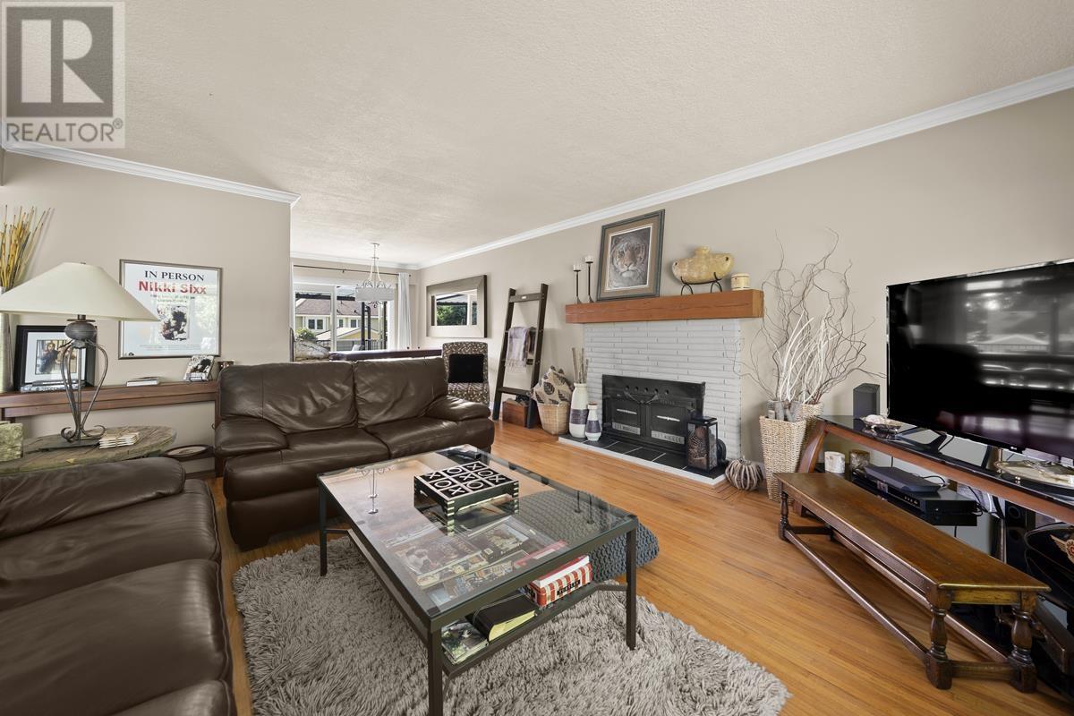 1746 Jensen Avenue, Port Coquitlam, British Columbia  V3B 2E3 - Photo 6 - R2810227