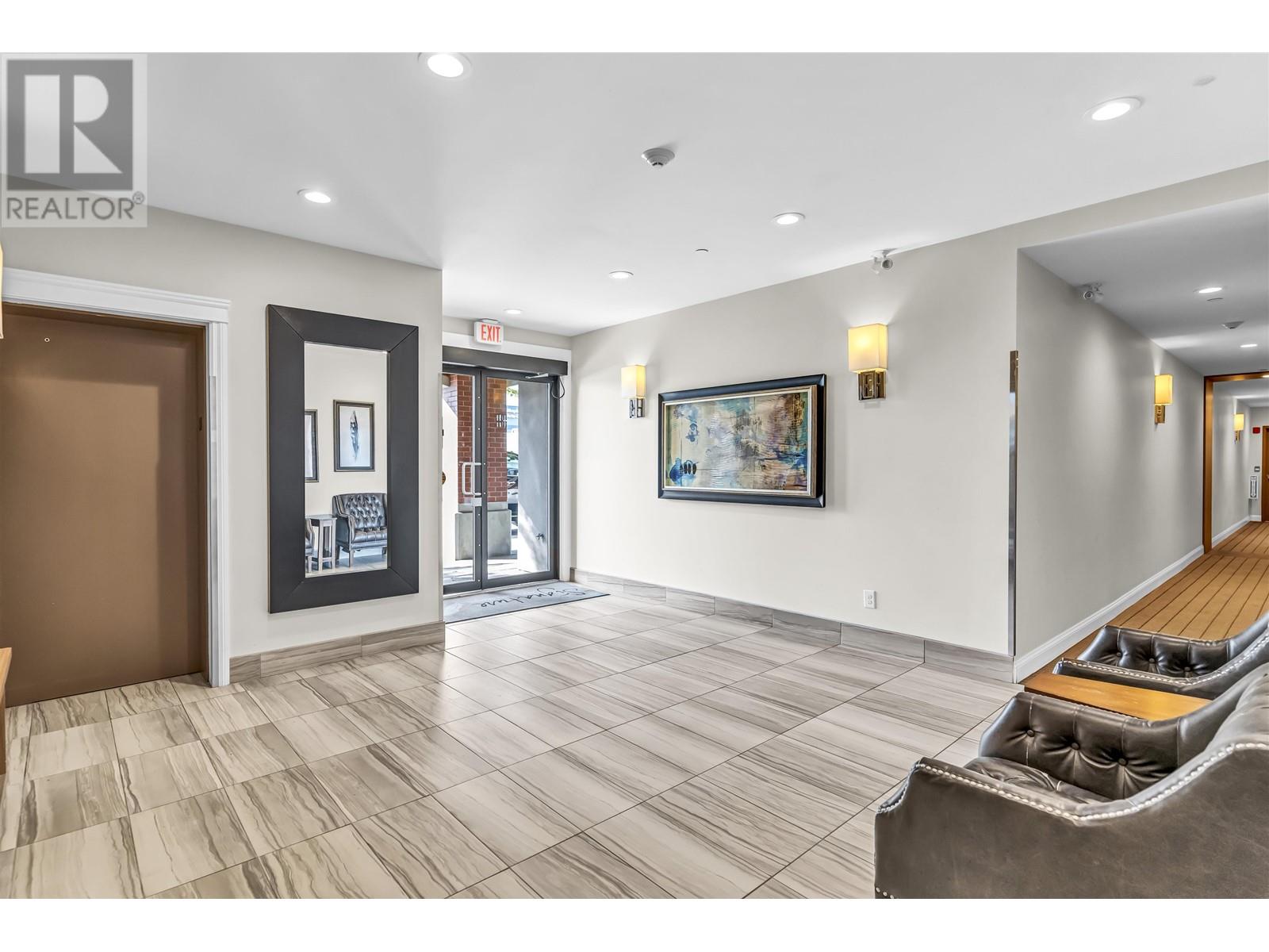 106 11862 226 Street, Maple Ridge, British Columbia  V2X 9C8 - Photo 2 - R2817342