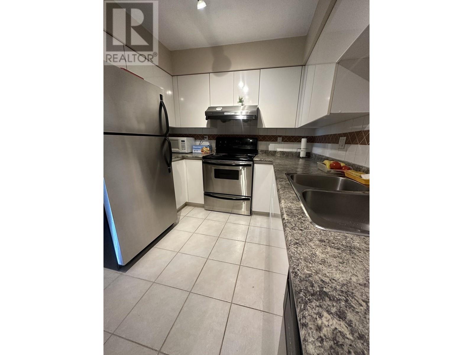 1305 9603 Manchester Drive, Burnaby, British Columbia  V3N 4Y7 - Photo 12 - R2817544
