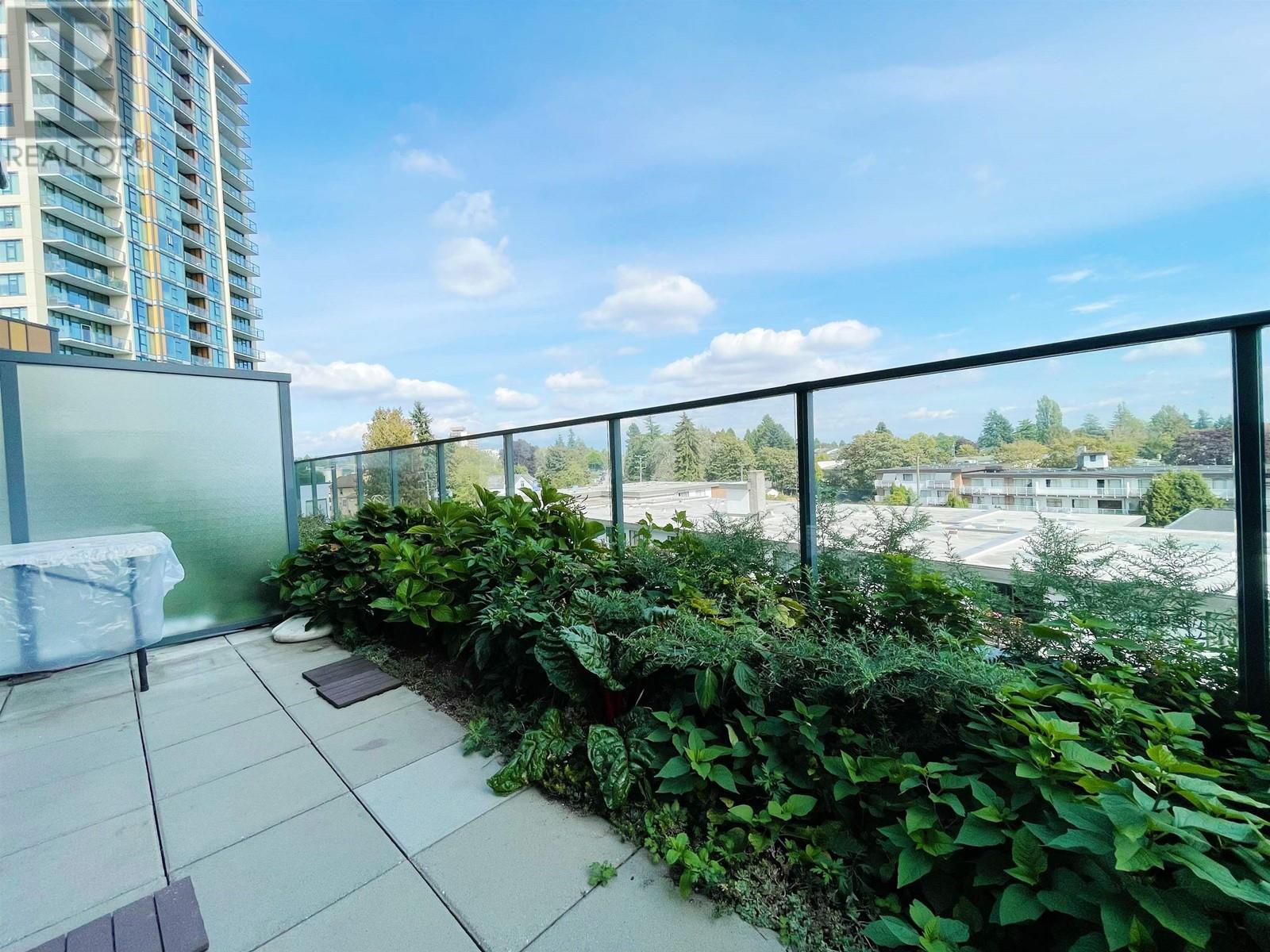 405 7388 Kingsway, Burnaby, British Columbia  V3N 0G9 - Photo 17 - R2815544
