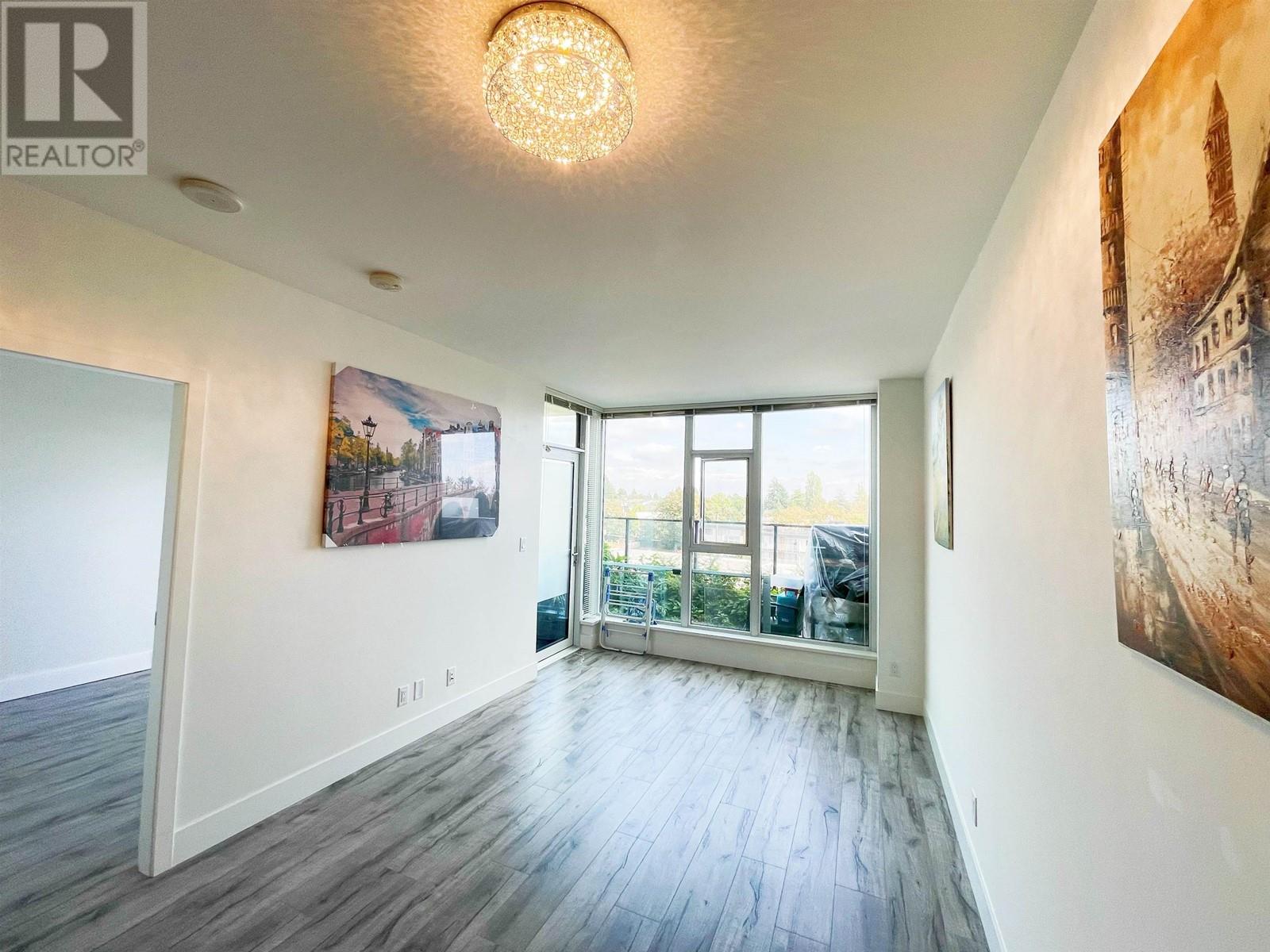 405 7388 Kingsway, Burnaby, British Columbia  V3N 0G9 - Photo 8 - R2815544