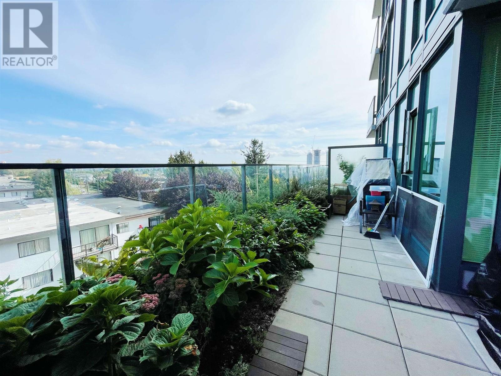 405 7388 Kingsway, Burnaby, British Columbia  V3N 0G9 - Photo 16 - R2815544