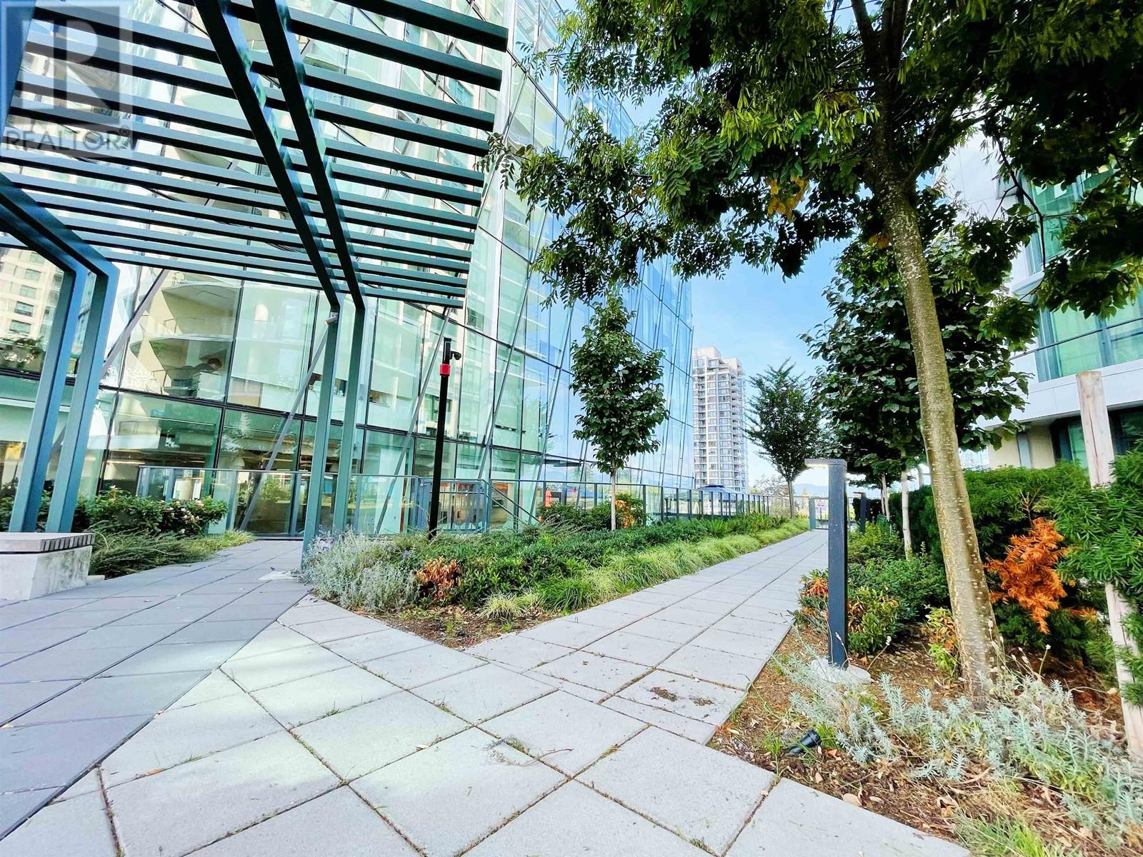 405 7388 Kingsway, Burnaby, British Columbia  V3N 0G9 - Photo 21 - R2815544