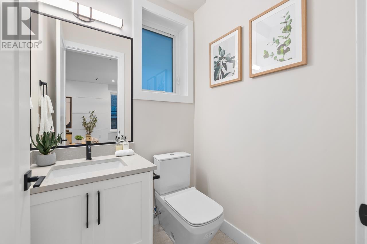 5555 Rhodes Street, Vancouver, British Columbia  V5R 3P1 - Photo 11 - R2818195