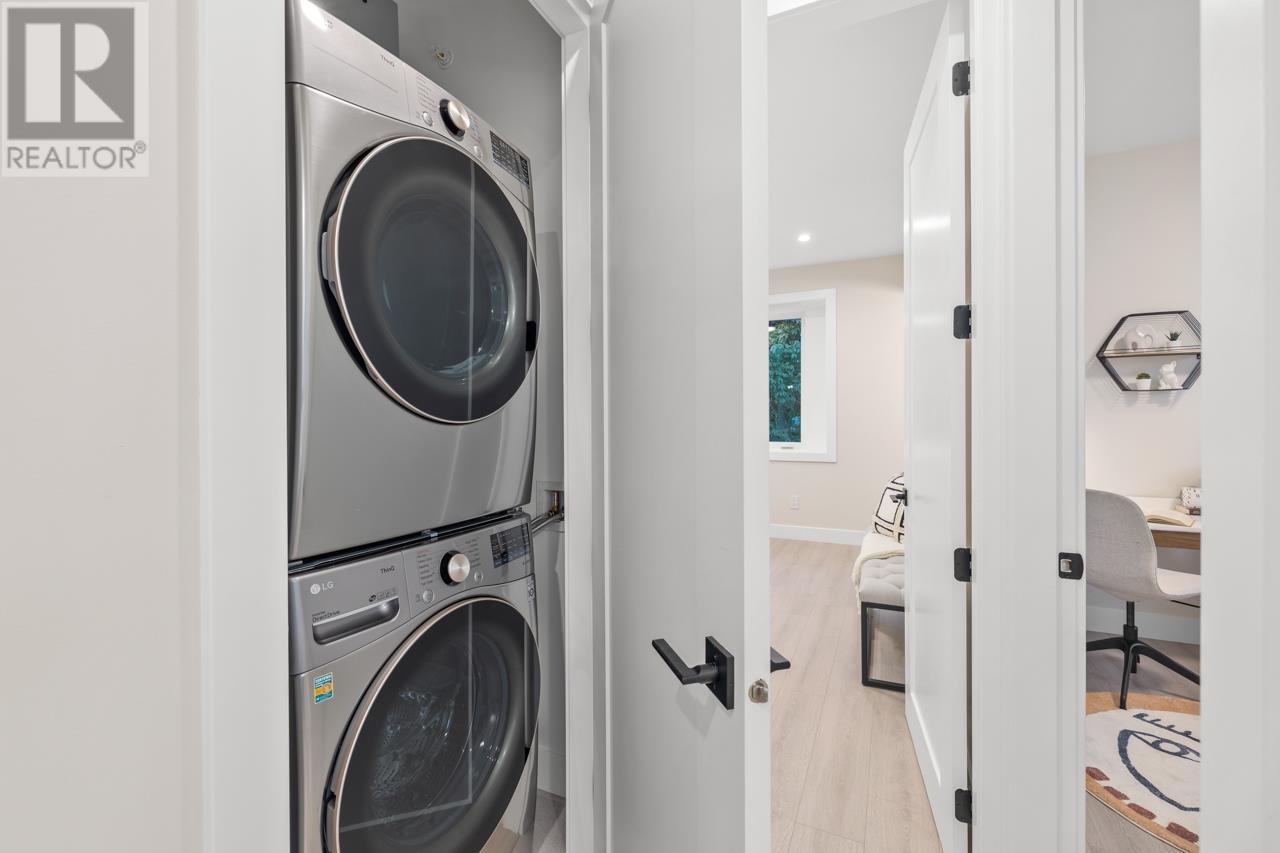 5555 Rhodes Street, Vancouver, British Columbia  V5R 3P1 - Photo 20 - R2818195
