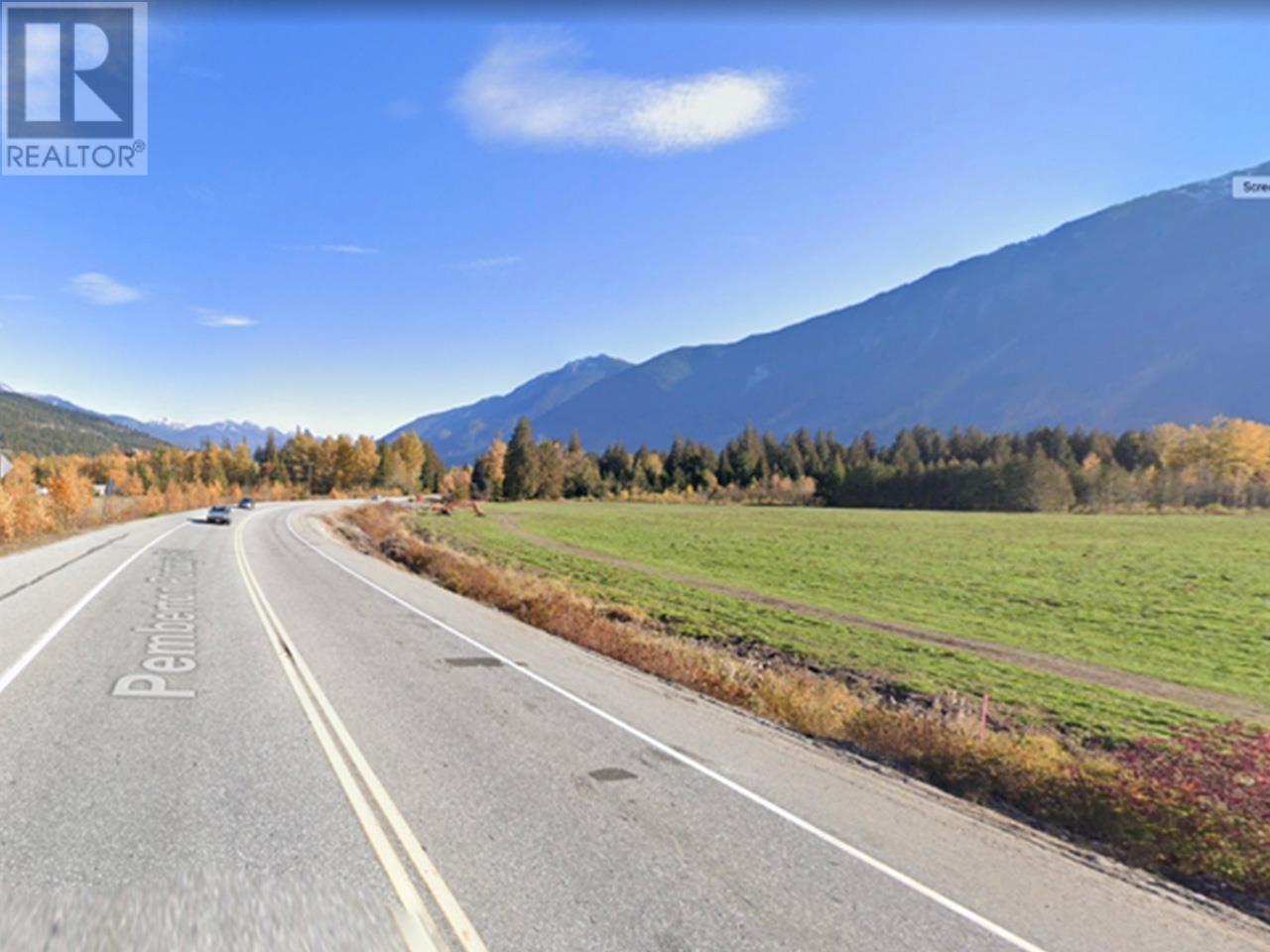1692 Highway 99, Pemberton, British Columbia  V0N 2L0 - Photo 12 - R2818342