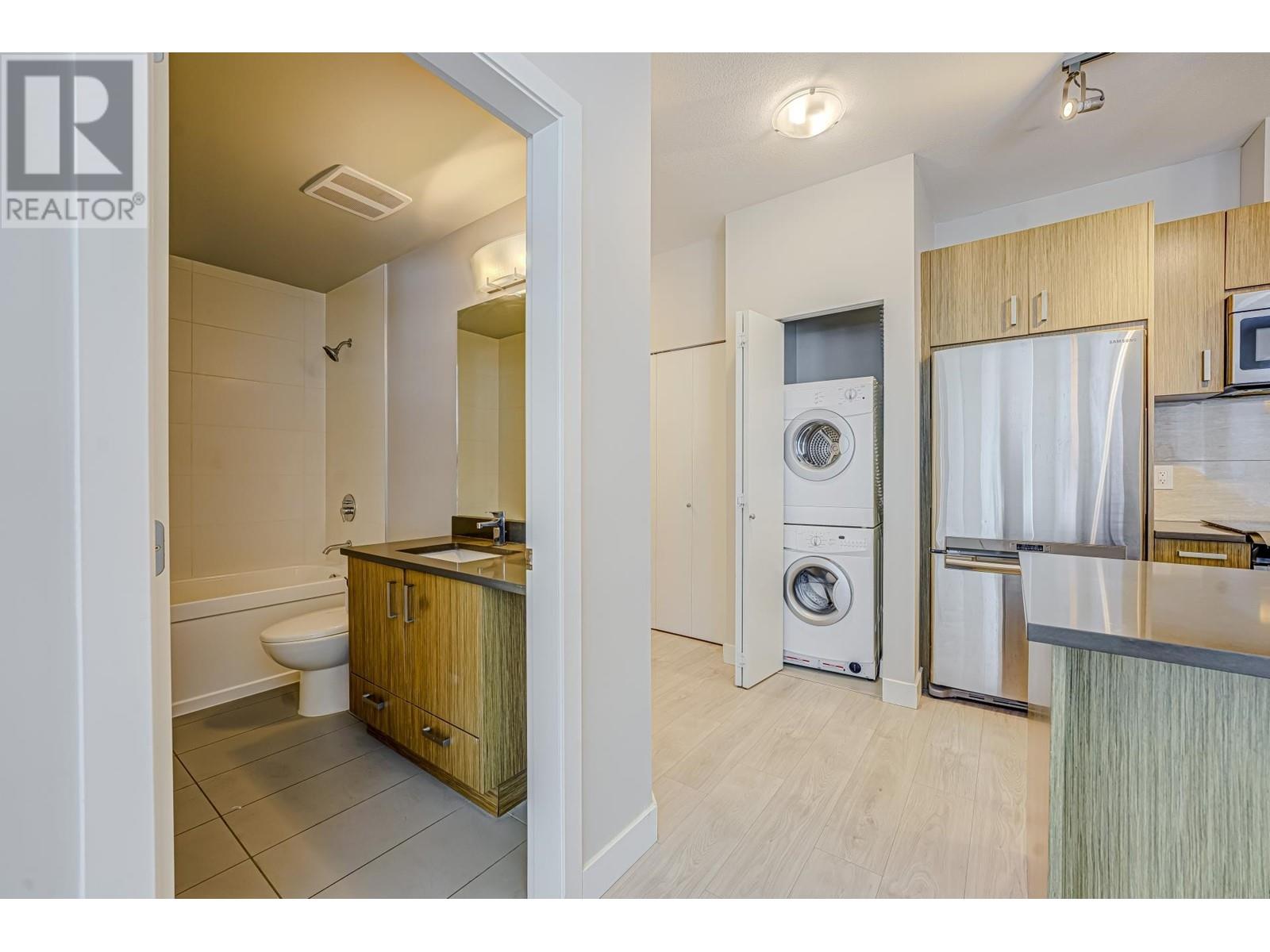 313 12040 222 Street, Maple Ridge, British Columbia  V2X 5W1 - Photo 5 - R2818357