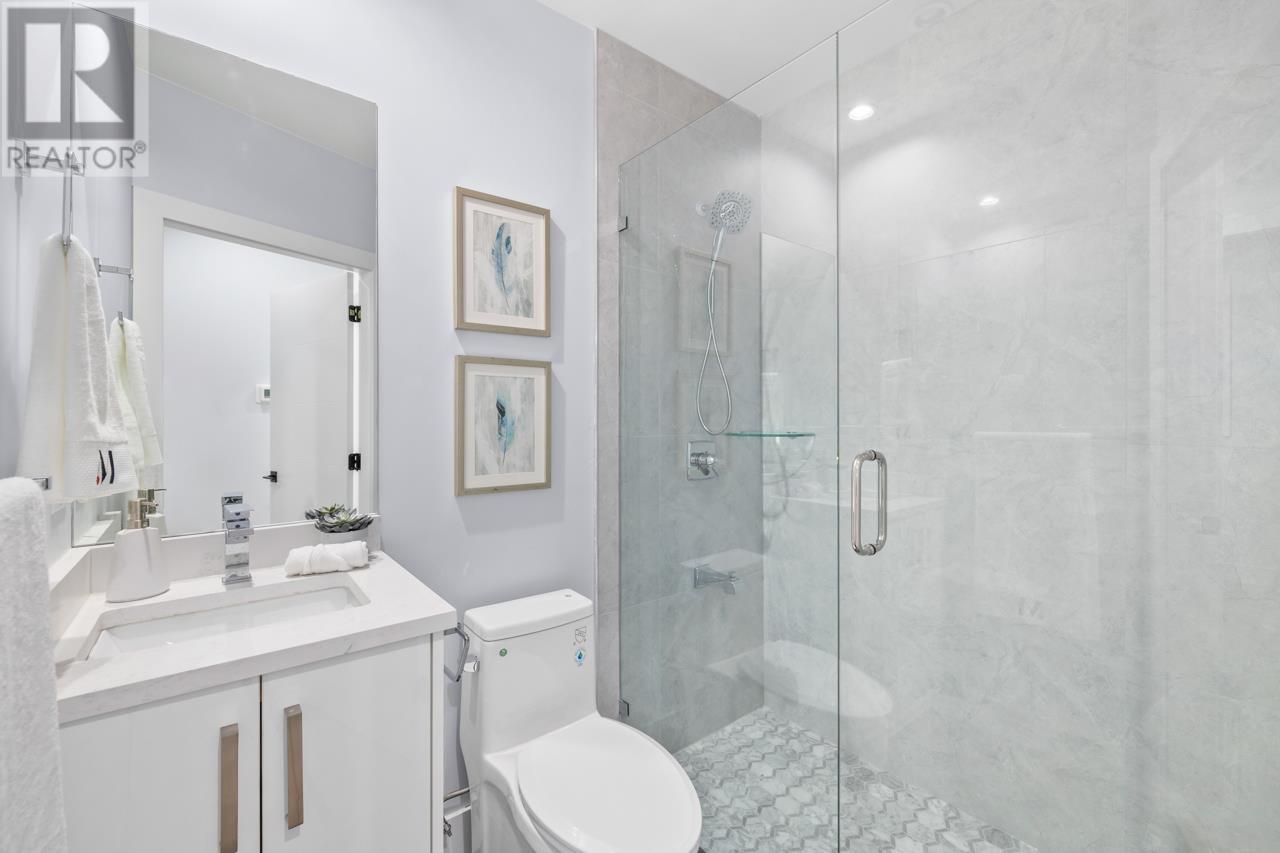 4328 Gladstone Street, Vancouver, British Columbia  V5N 4Z5 - Photo 19 - R2818084