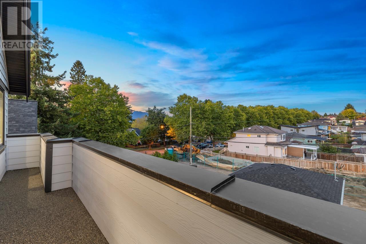 4328 Gladstone Street, Vancouver, British Columbia  V5N 4Z5 - Photo 22 - R2818084