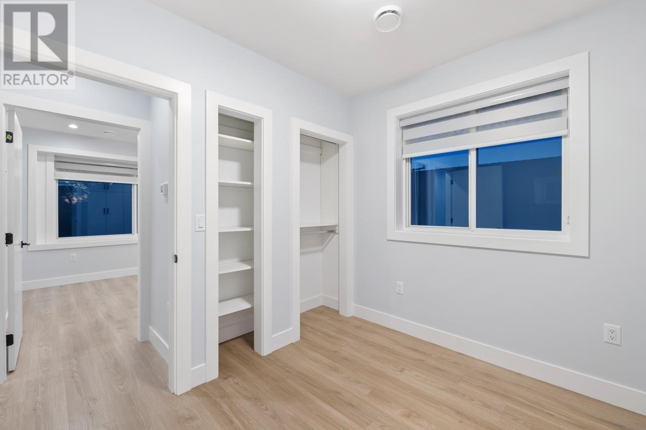 4330 Gladstone Street, Vancouver, British Columbia  V5N 4Z5 - Photo 14 - R2818094