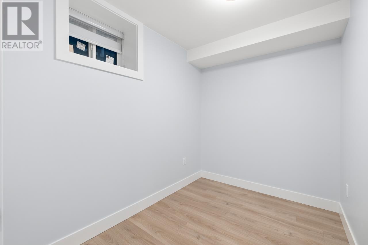 4330 Gladstone Street, Vancouver, British Columbia  V5N 4Z5 - Photo 21 - R2818094