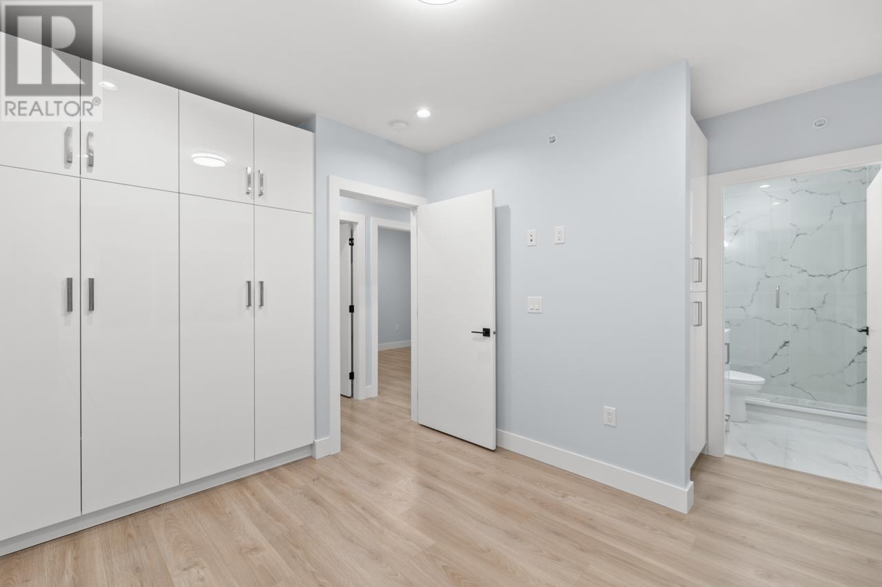 4330 Gladstone Street, Vancouver, British Columbia  V5N 4Z5 - Photo 11 - R2818094