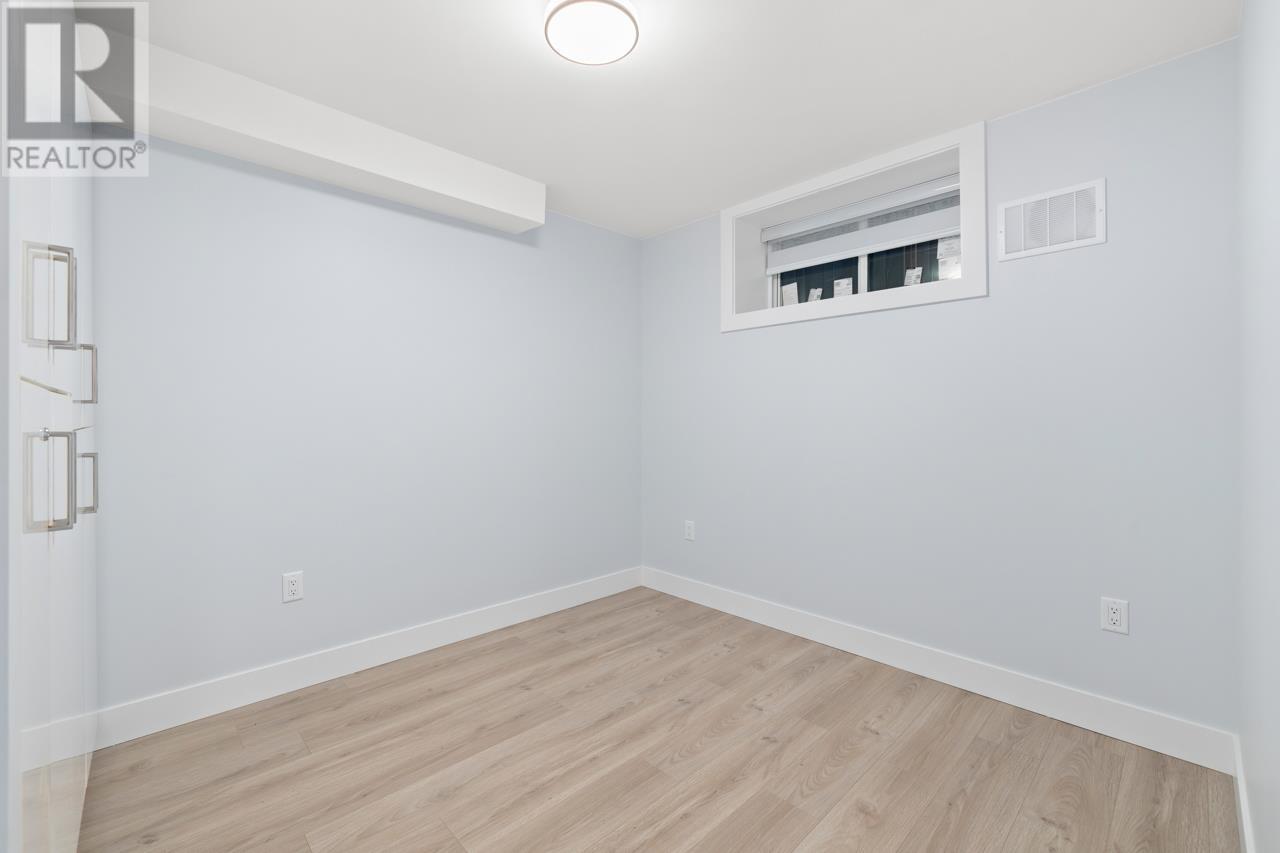 4330 Gladstone Street, Vancouver, British Columbia  V5N 4Z5 - Photo 19 - R2818094